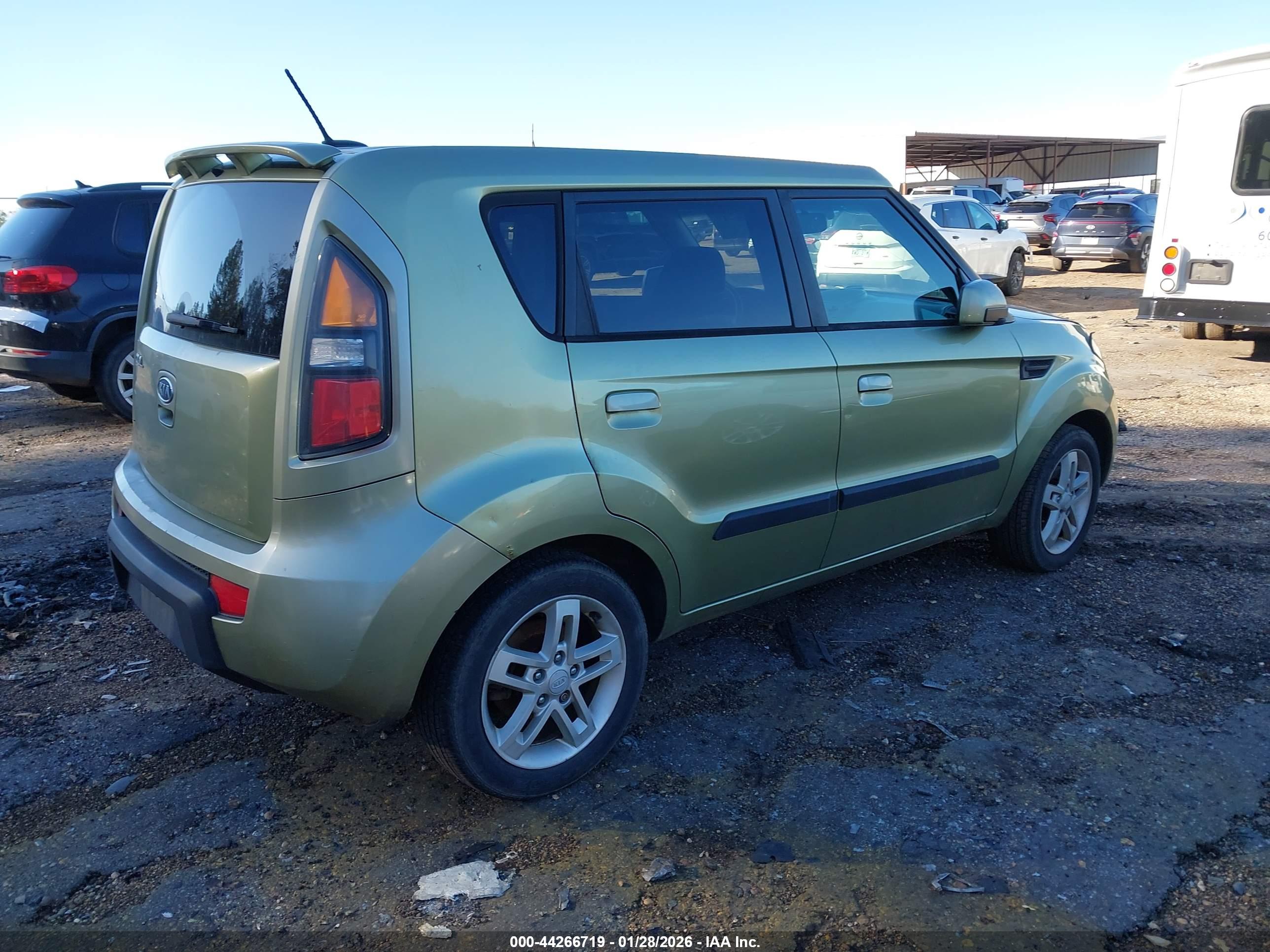 KIA SOUL image 4