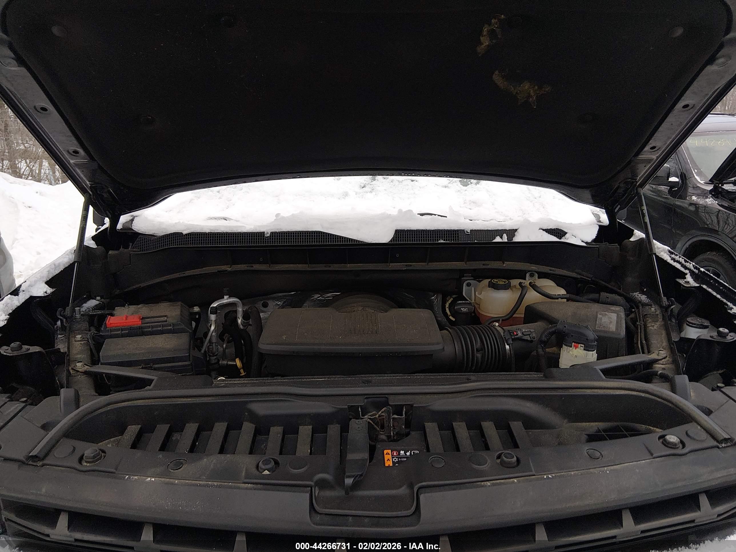 CHEVROLET SILVERADO image 10