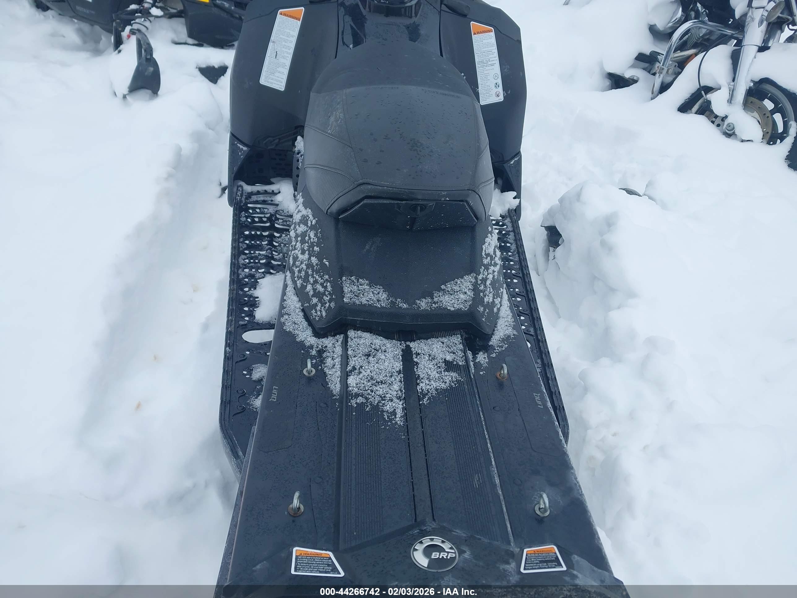 SKI DOO image 8