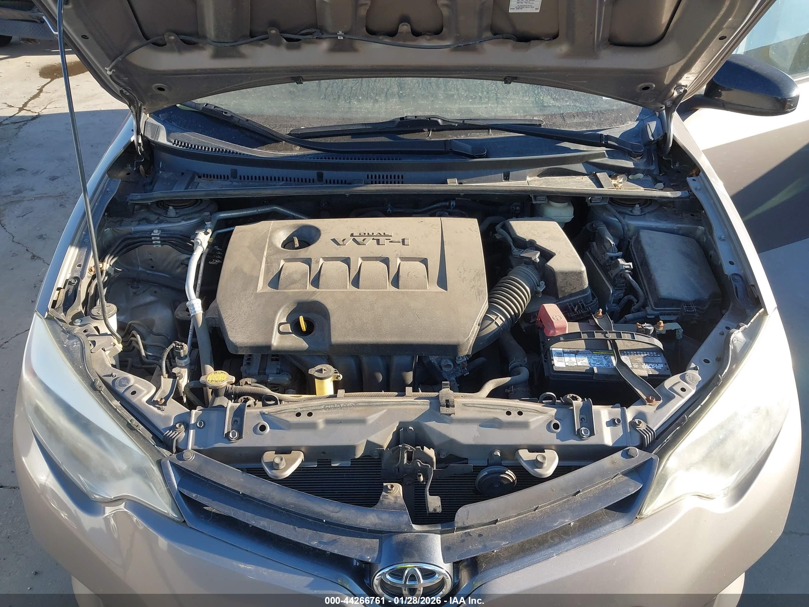 TOYOTA COROLLA image 10