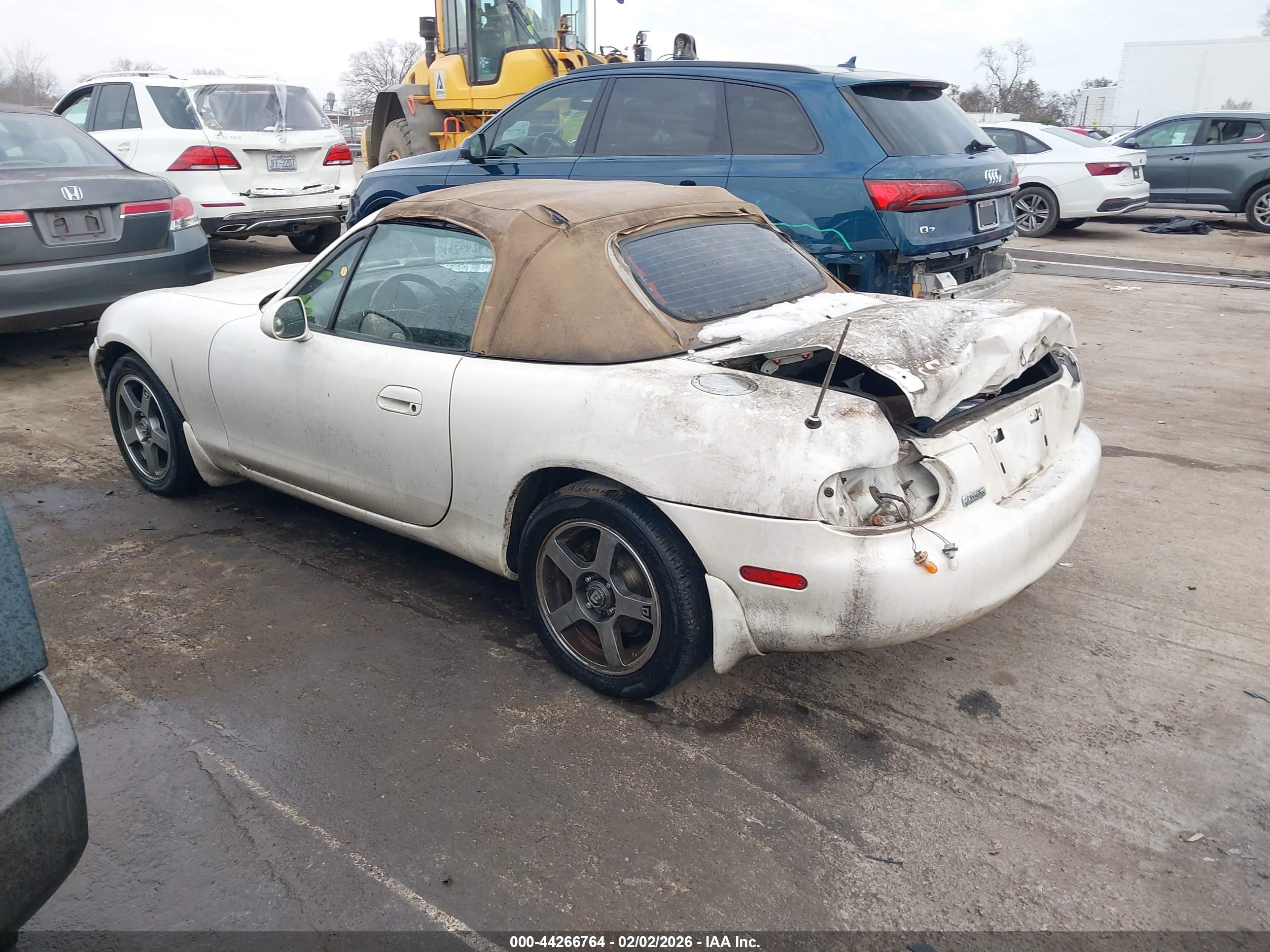 MAZDA MX-5 image 3