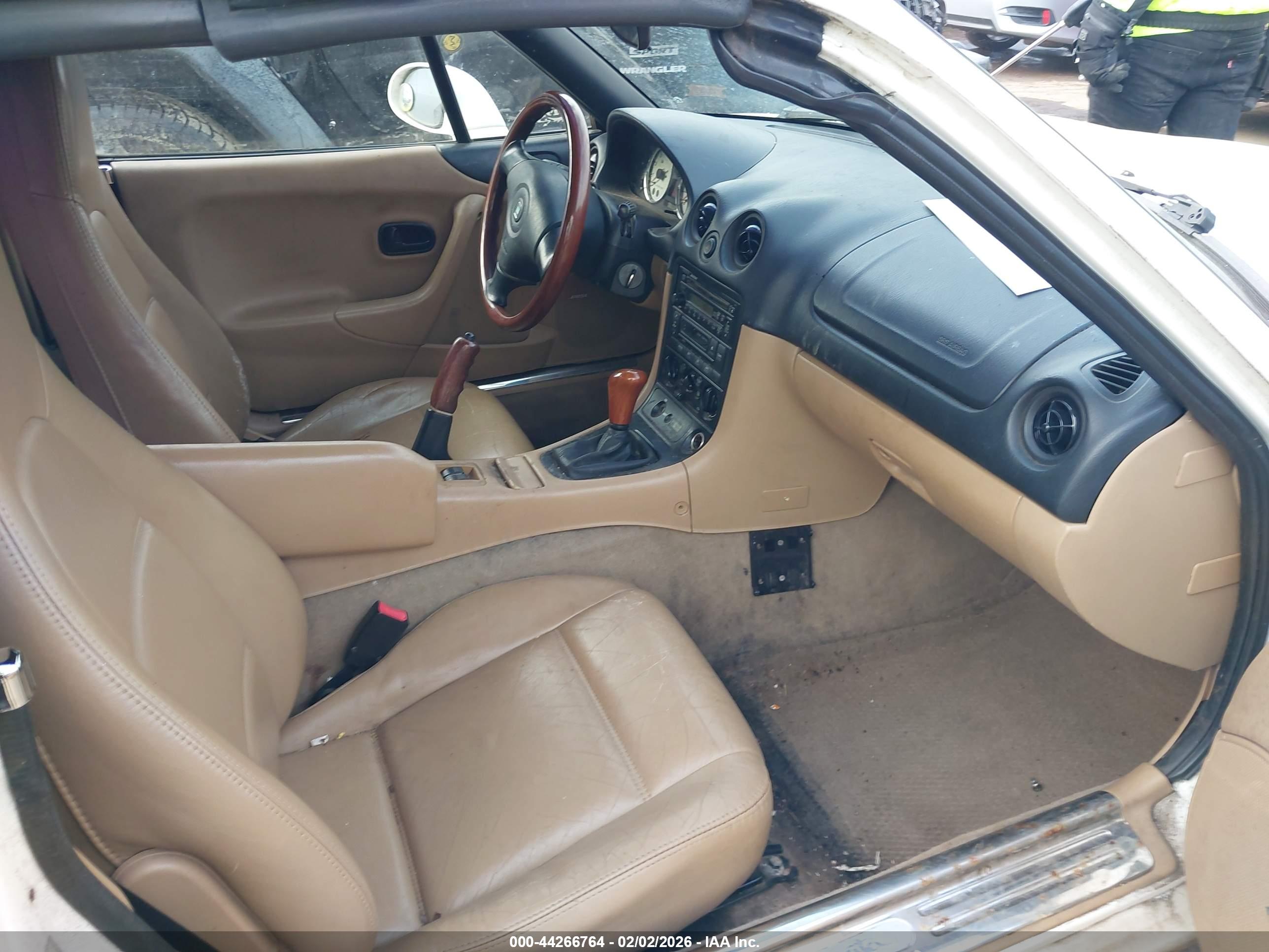 MAZDA MX-5 image 5