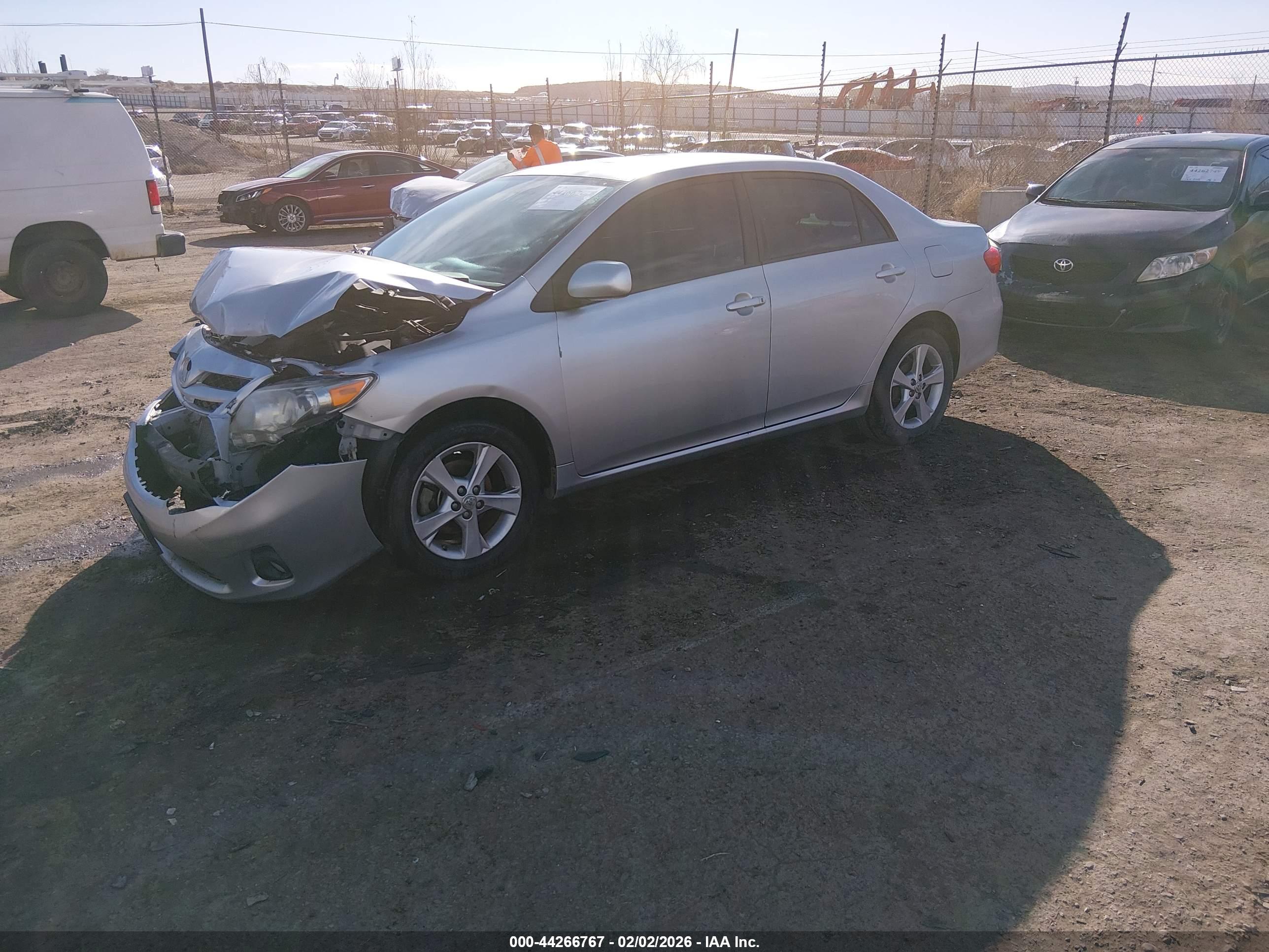 TOYOTA COROLLA image 2