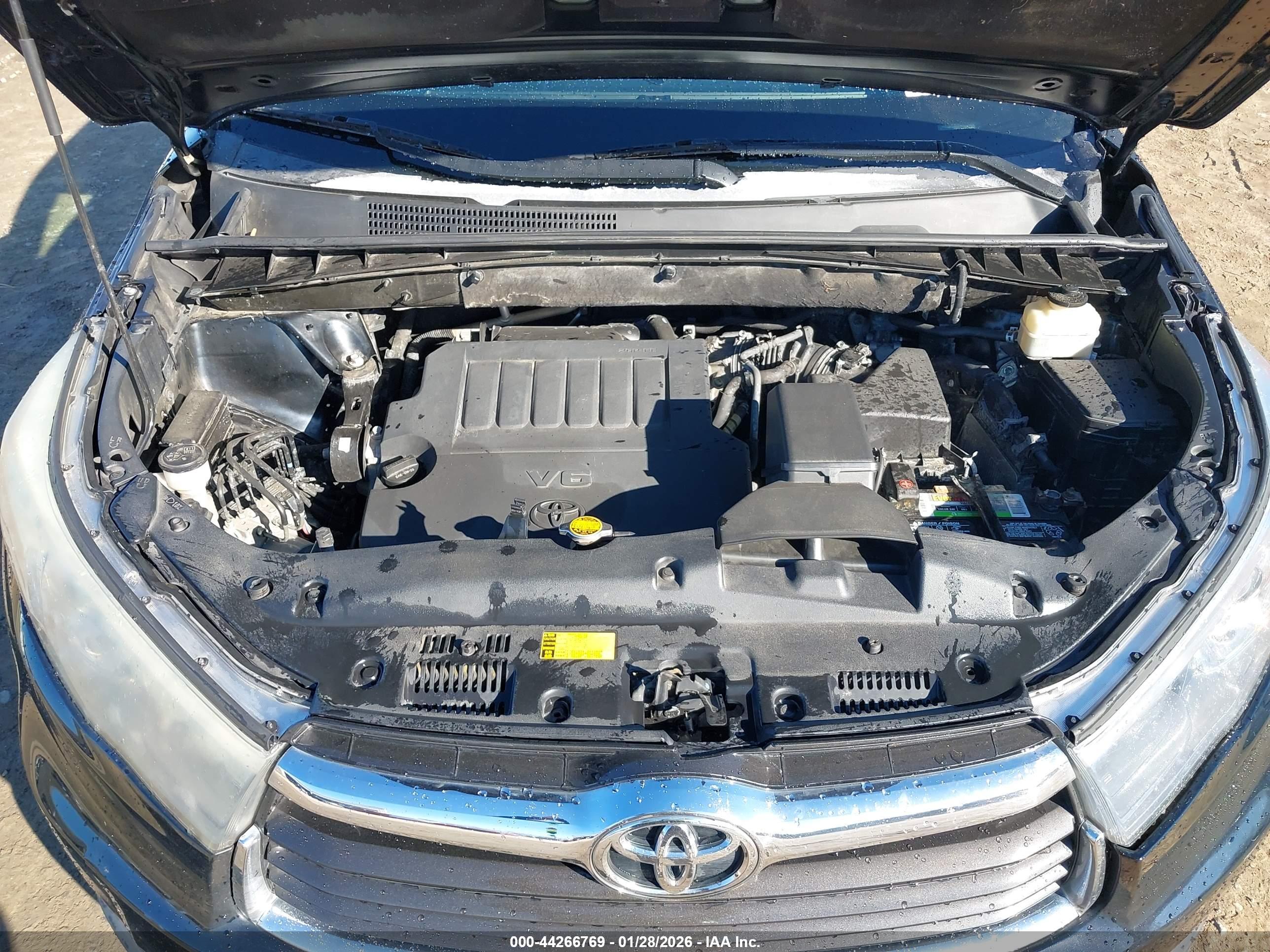 TOYOTA HIGHLANDER image 10
