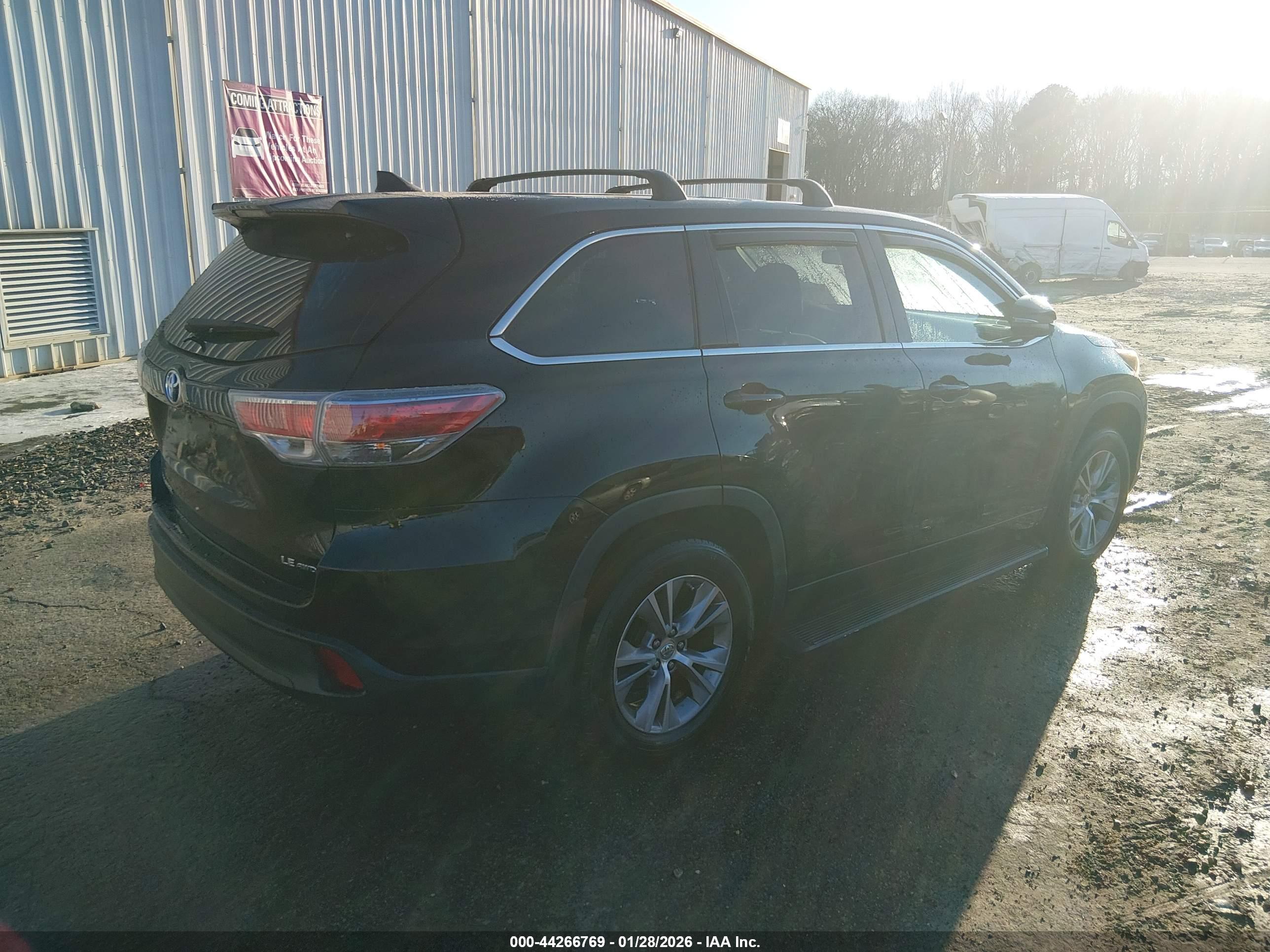 TOYOTA HIGHLANDER image 4