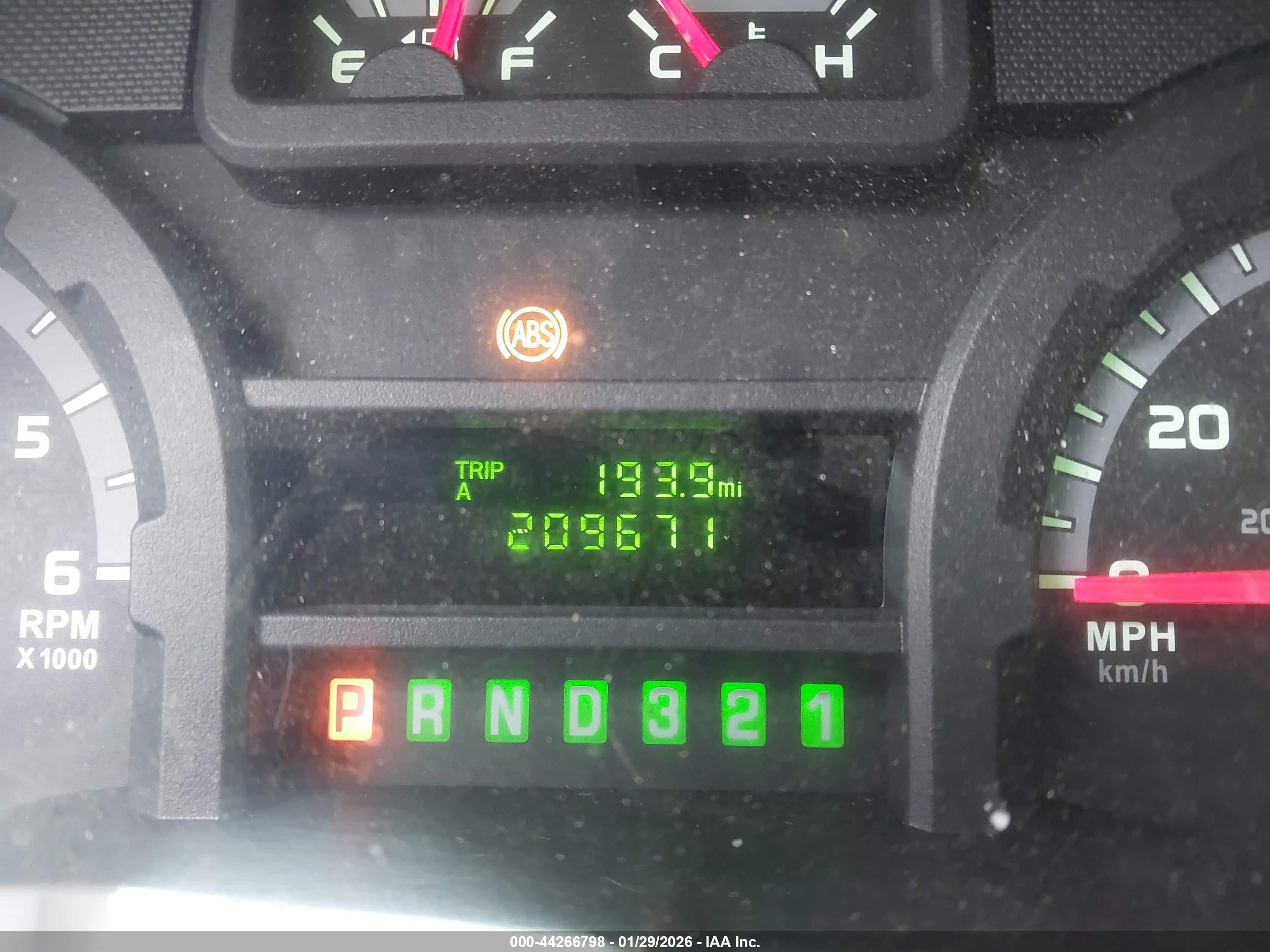 FORD E-350 image 6