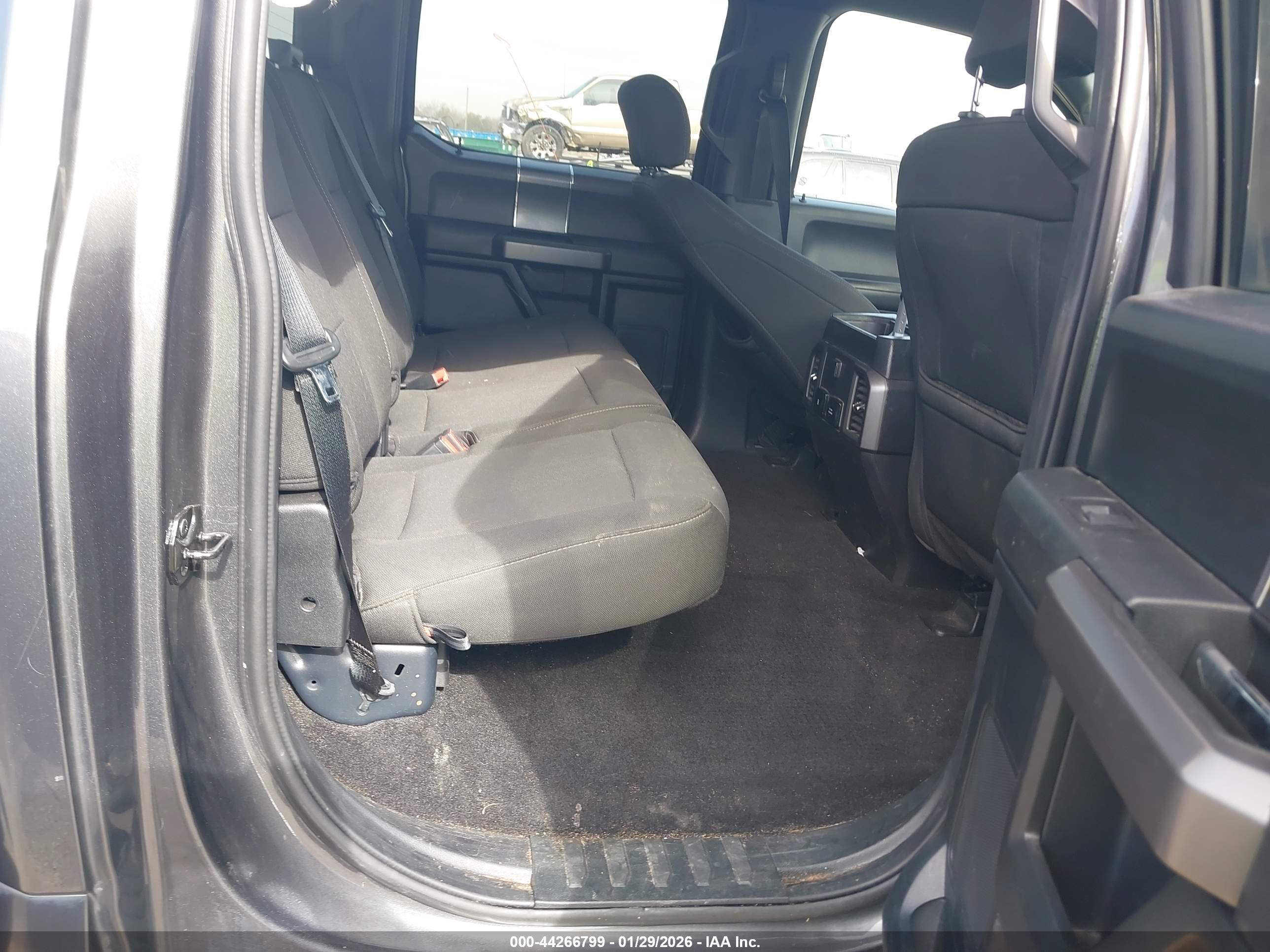 FORD F-150 image 8