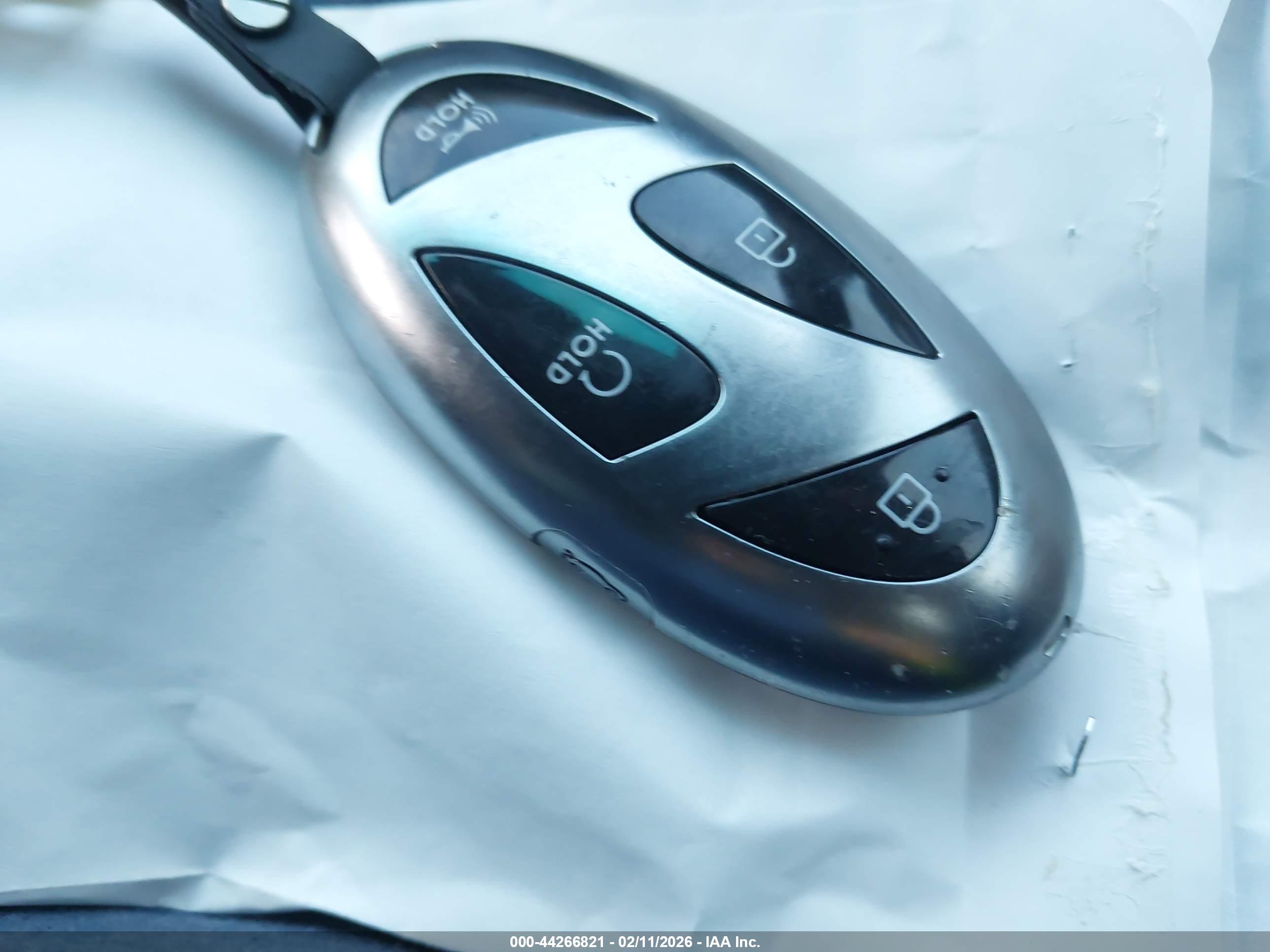 HYUNDAI SONATA image 11