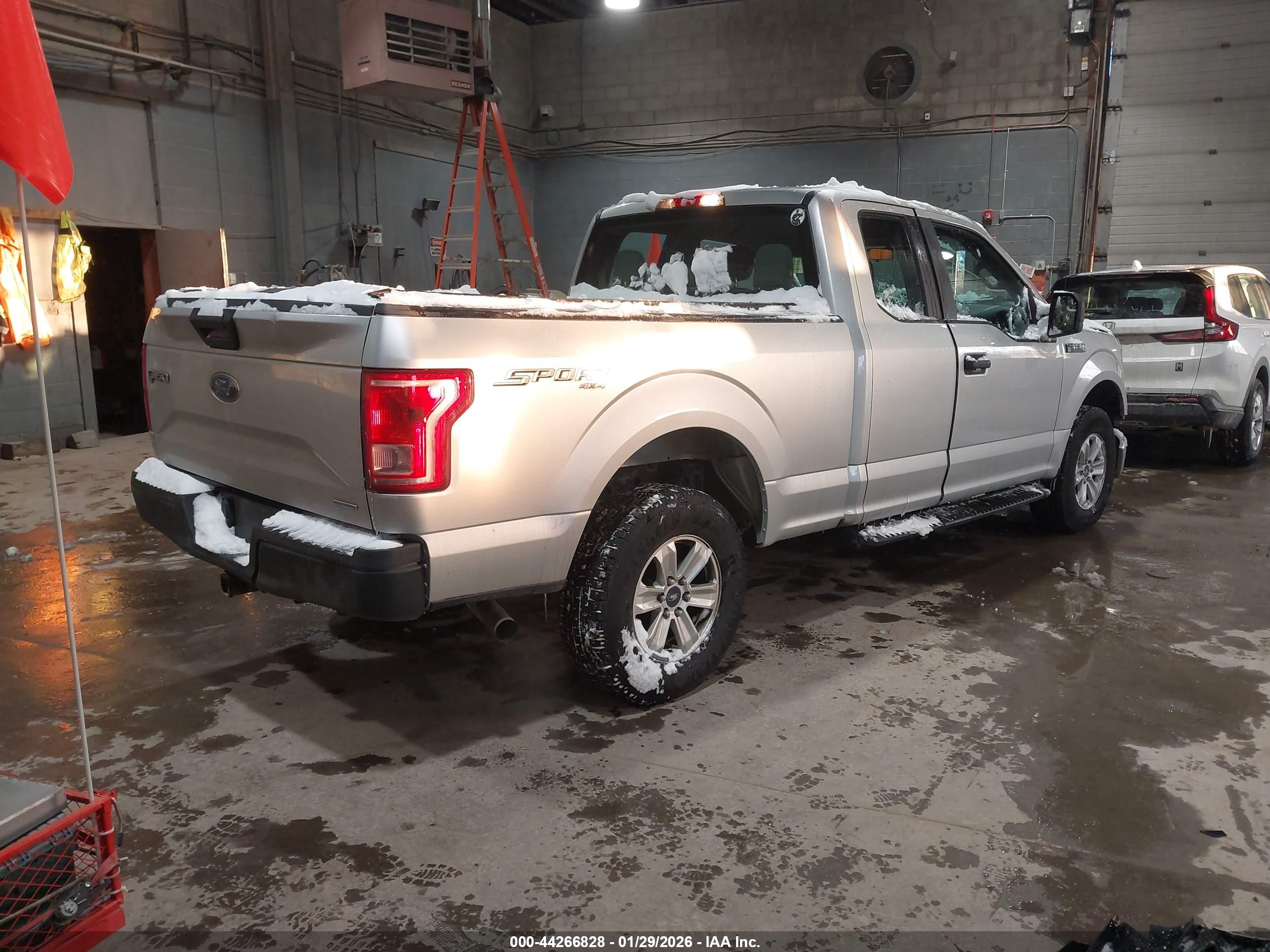 FORD F-150 image 4