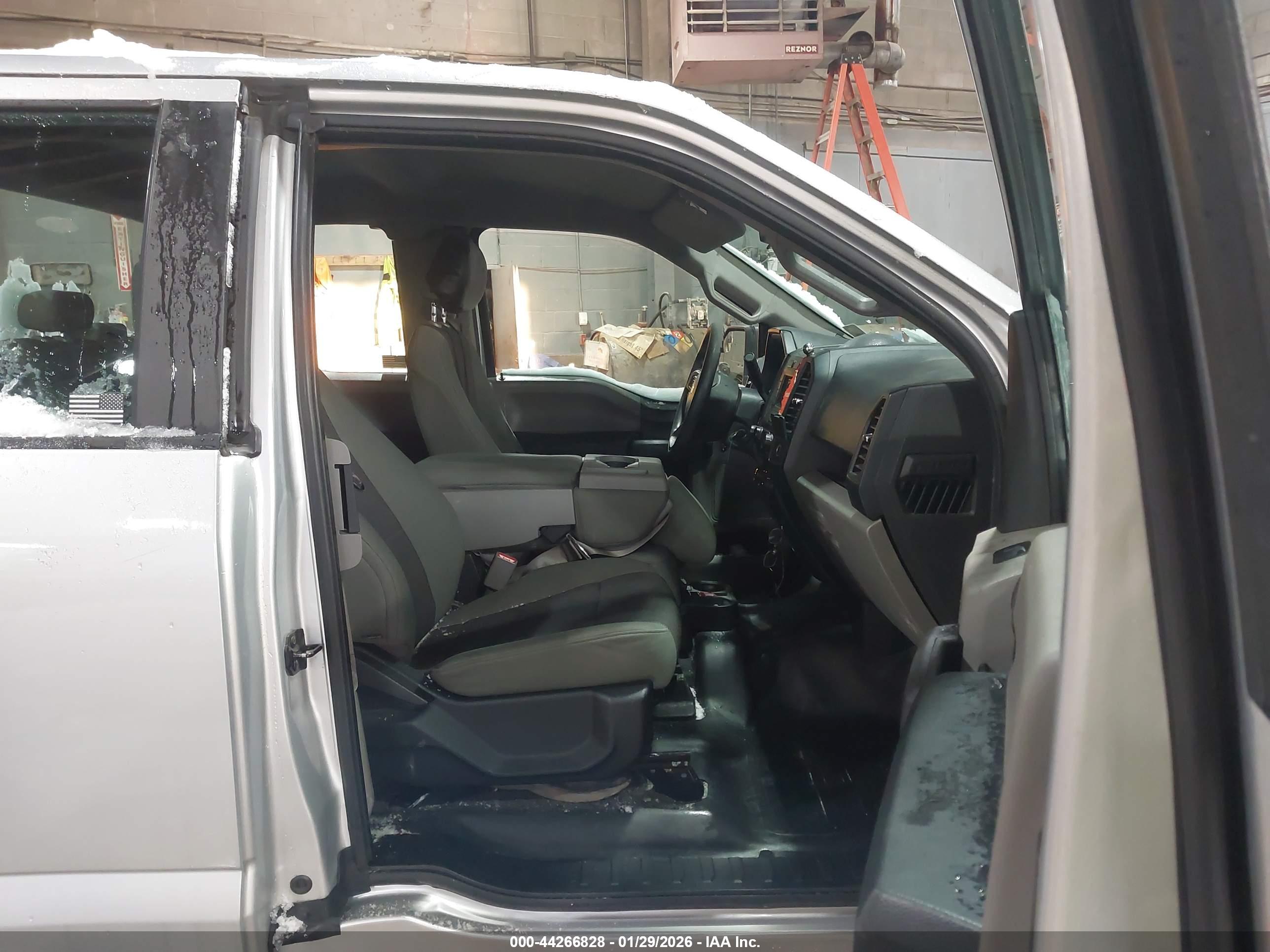 FORD F-150 image 5