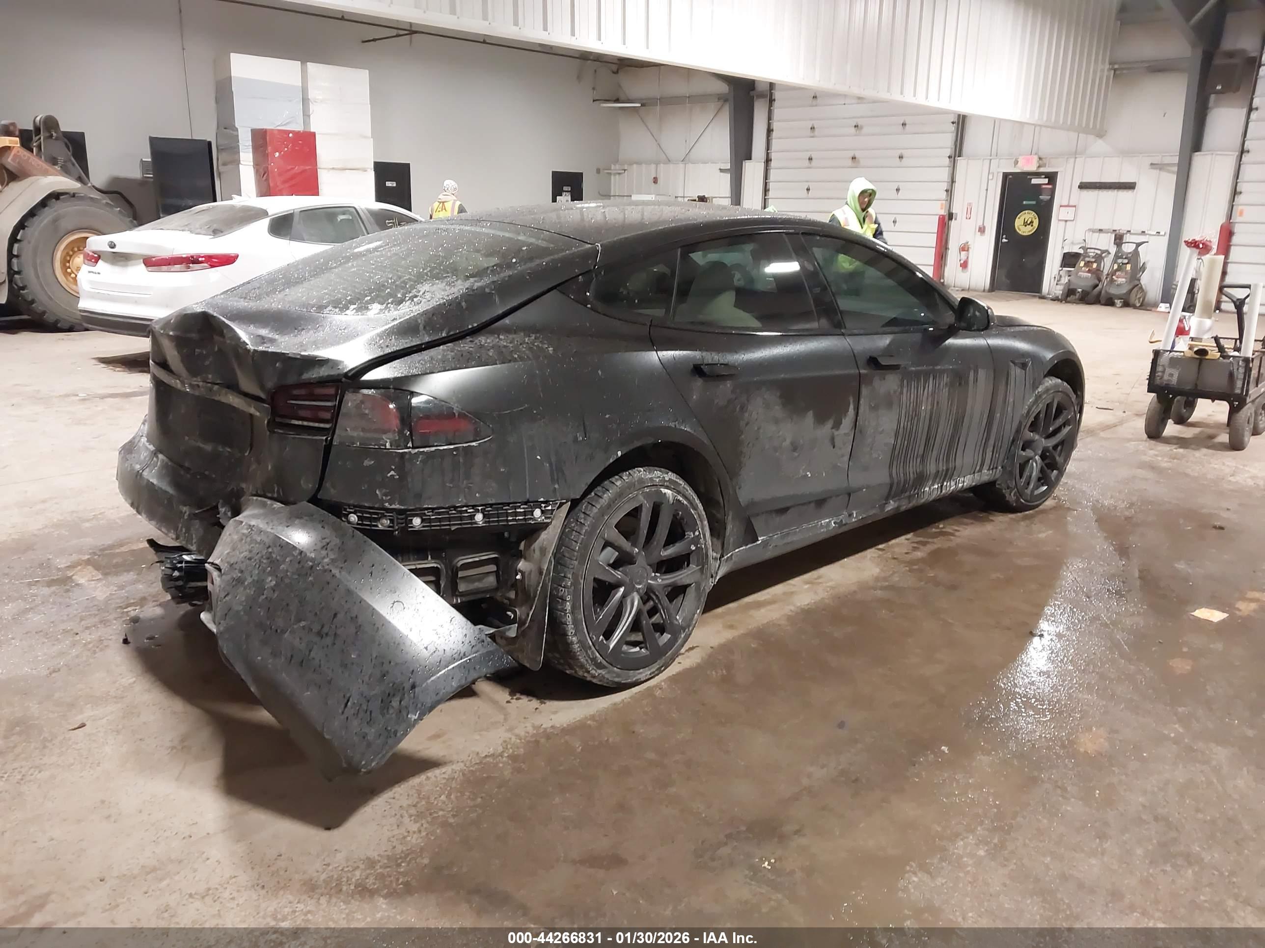 TESLA MODEL image 4