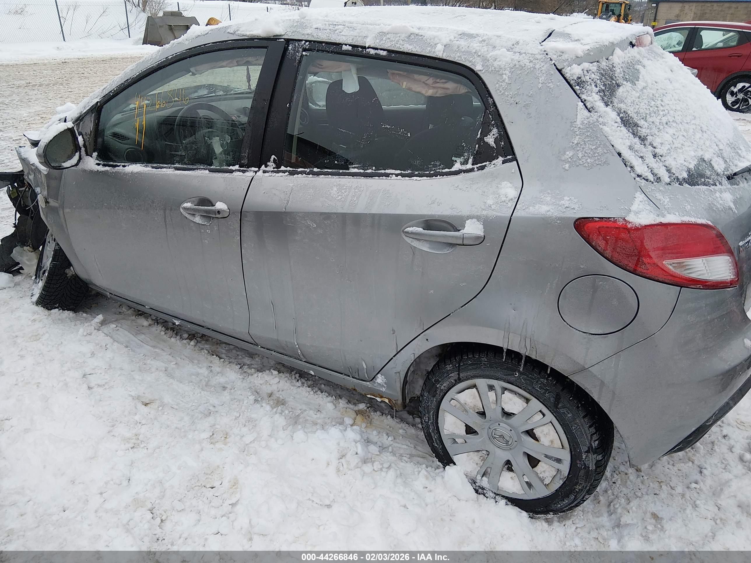 MAZDA MAZDA2 image 3