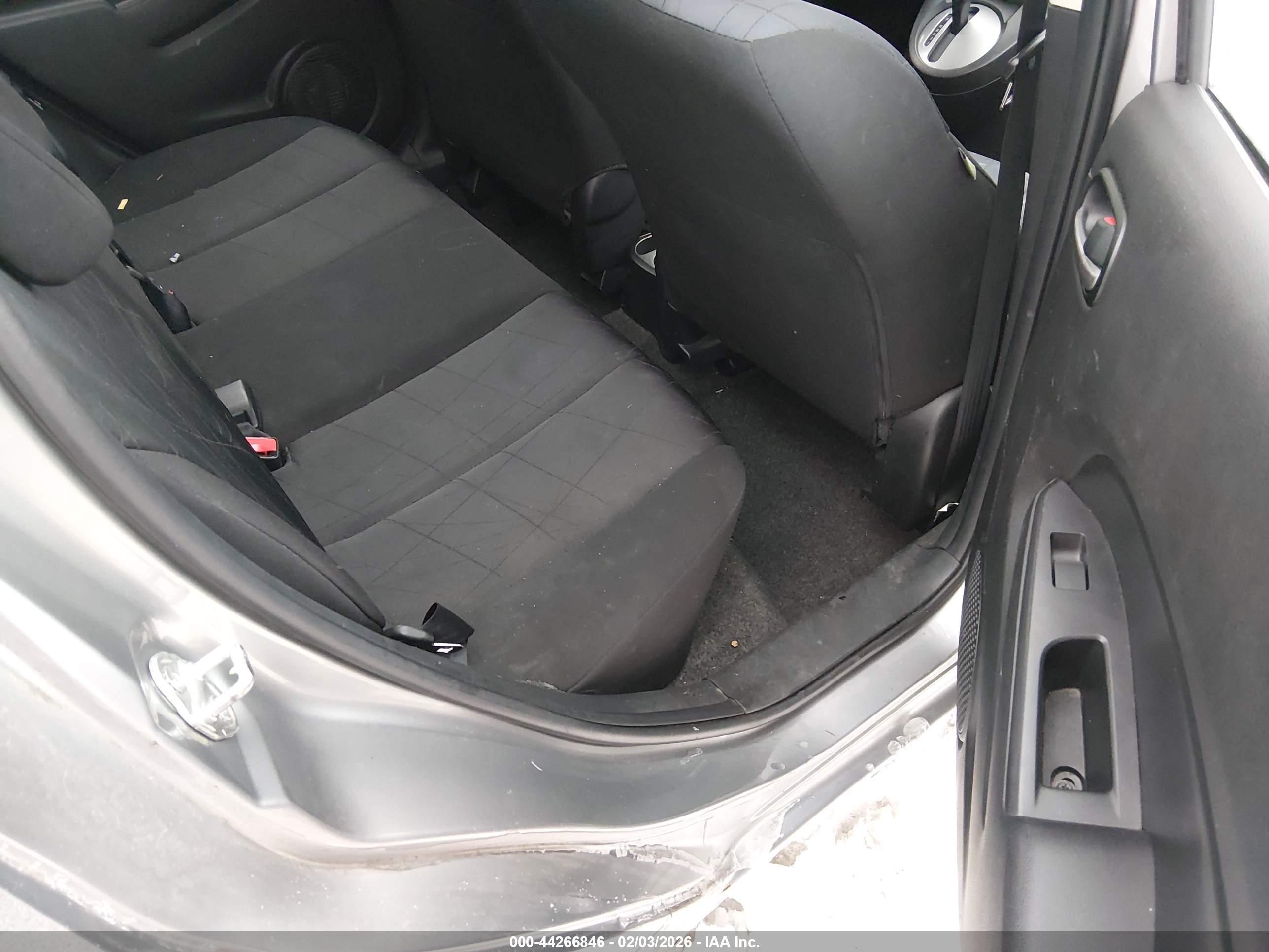 MAZDA MAZDA2 image 8