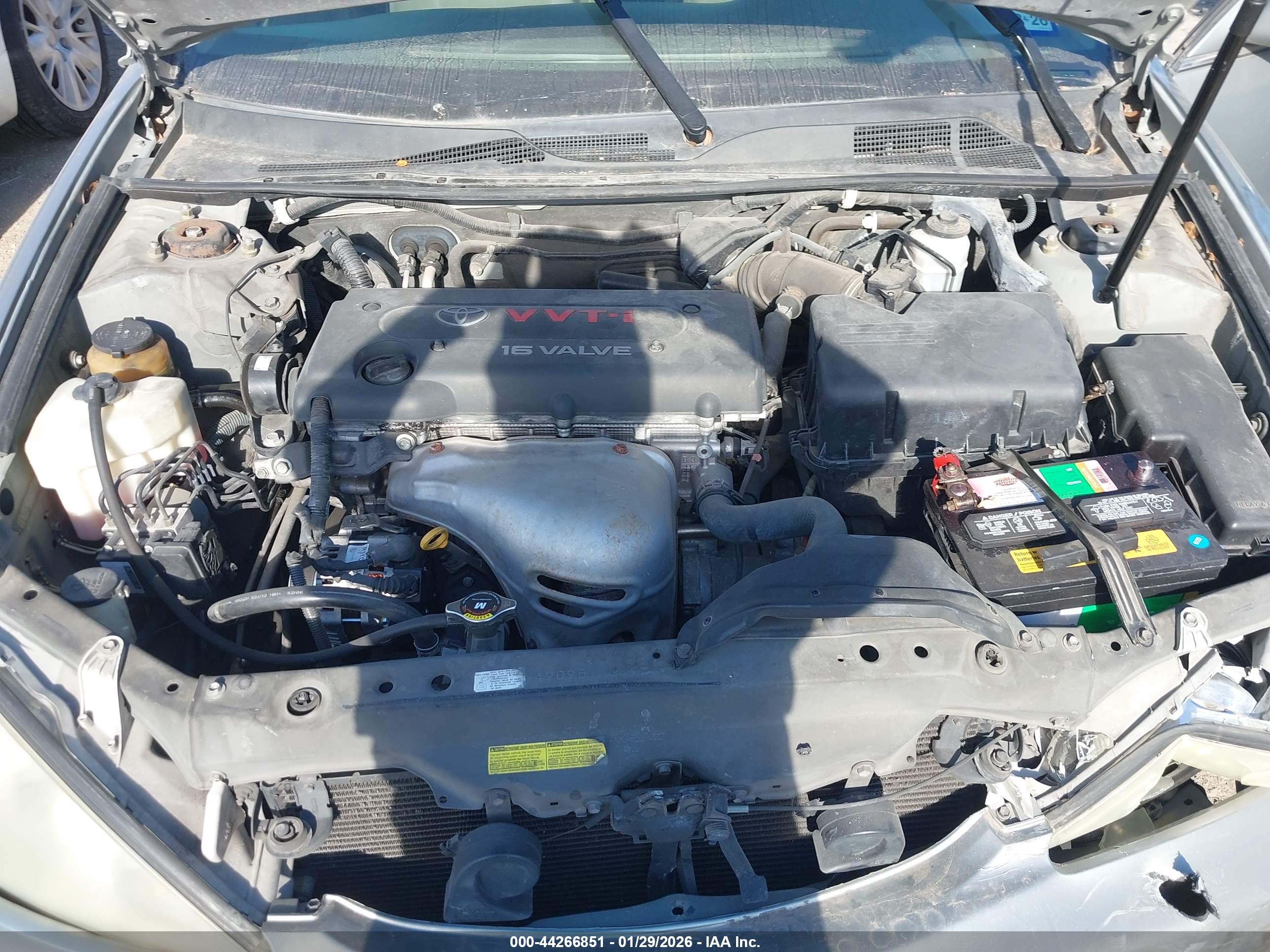 TOYOTA CAMRY image 10
