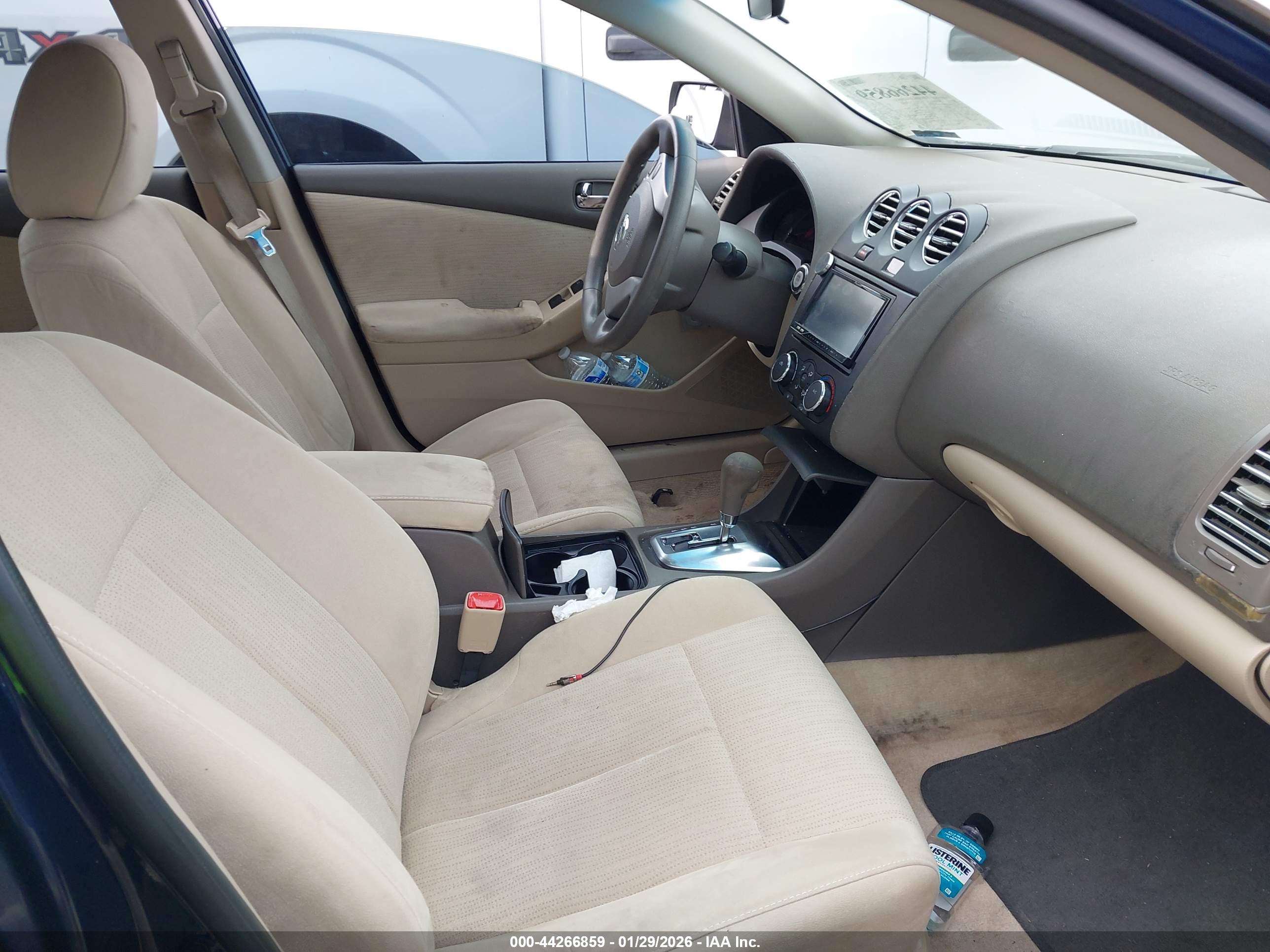 NISSAN ALTIMA image 5