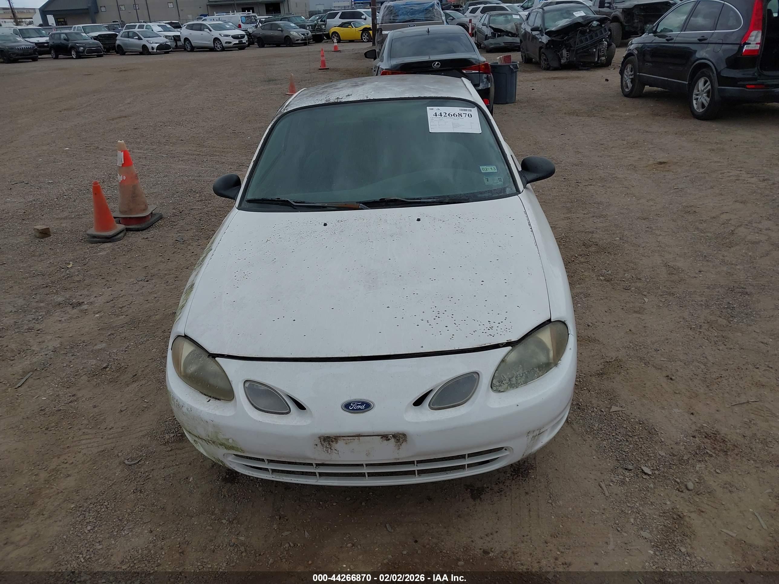 FORD ESCORT image 6