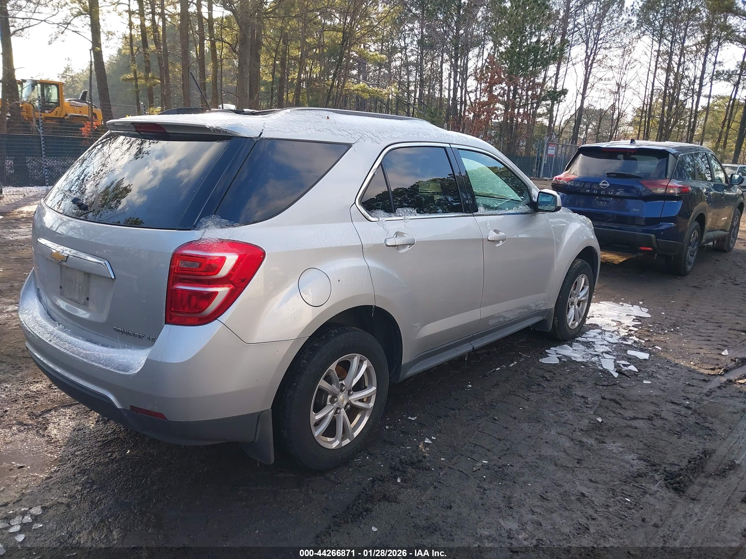 CHEVROLET EQUINOX image 4