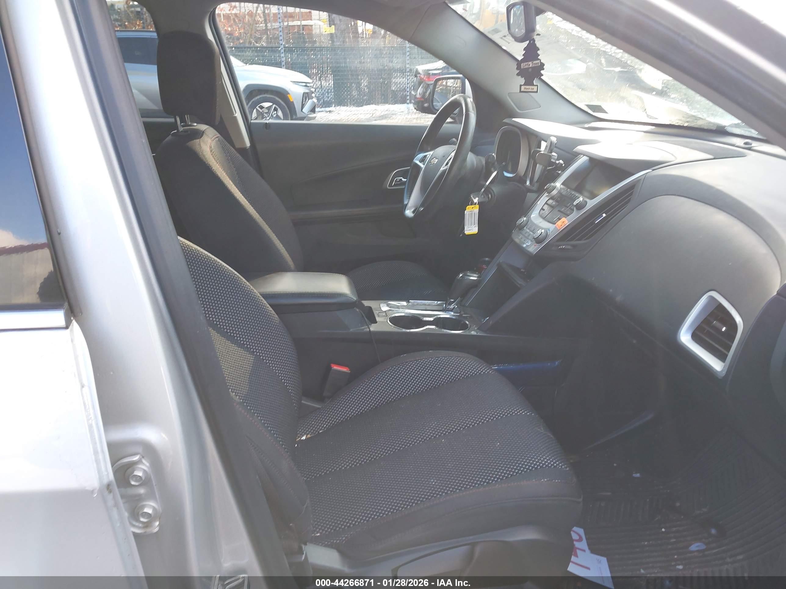 CHEVROLET EQUINOX image 5