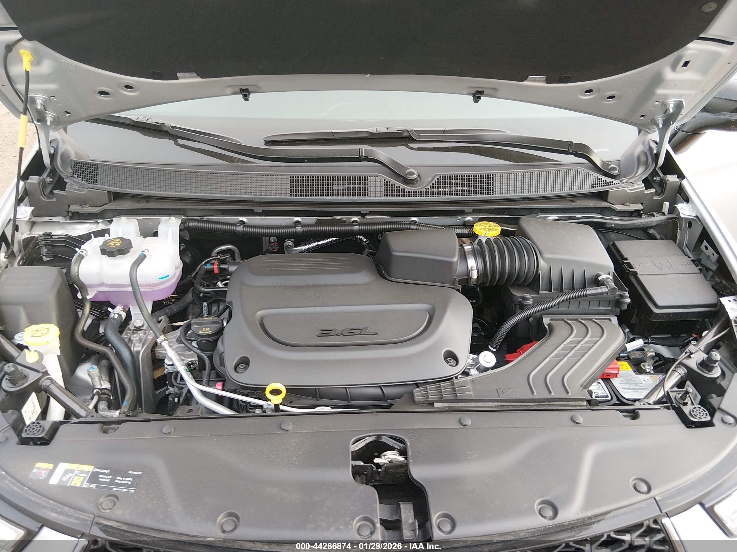 CHRYSLER PACIFICA image 10