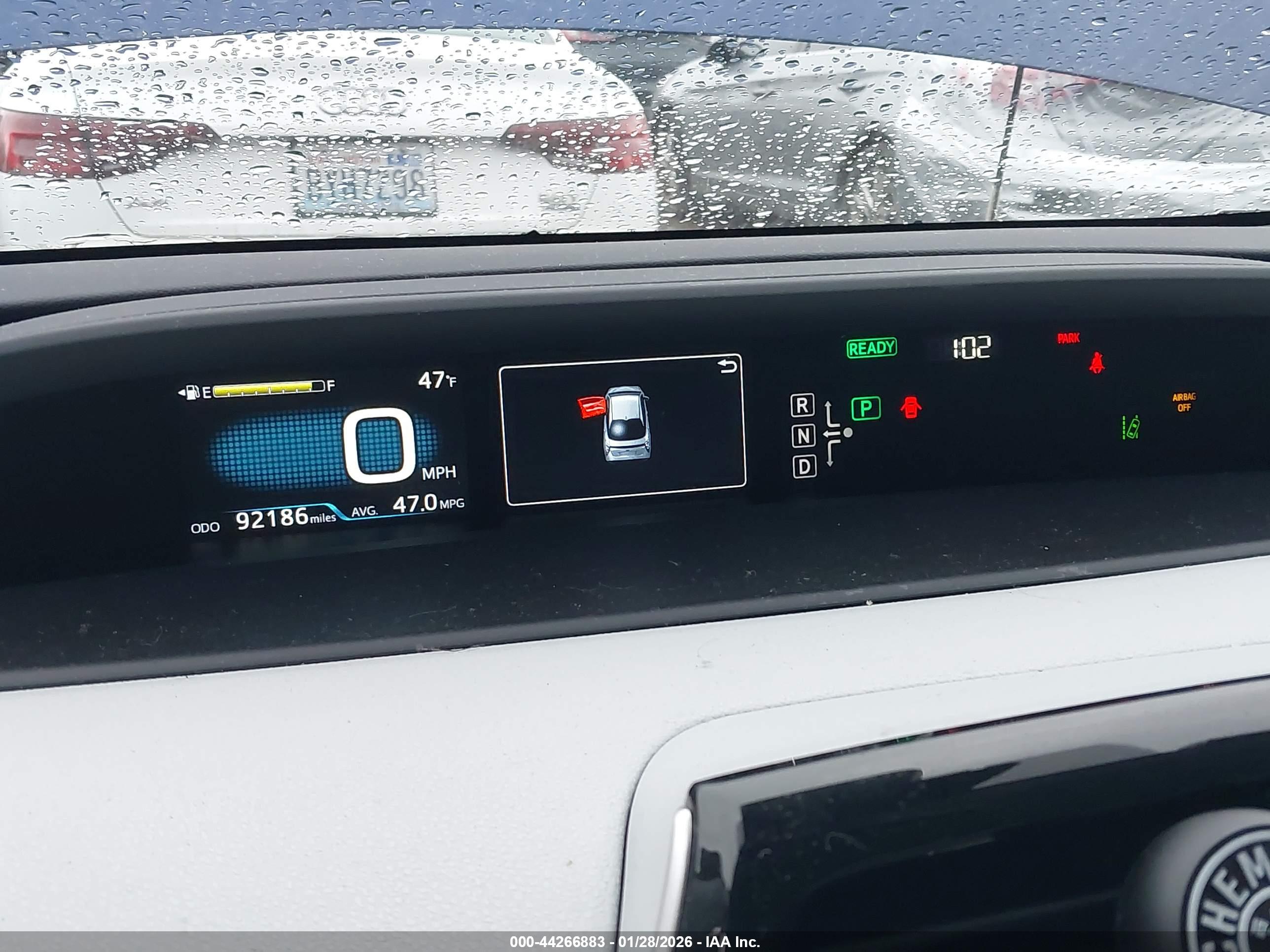 TOYOTA PRIUS image 7
