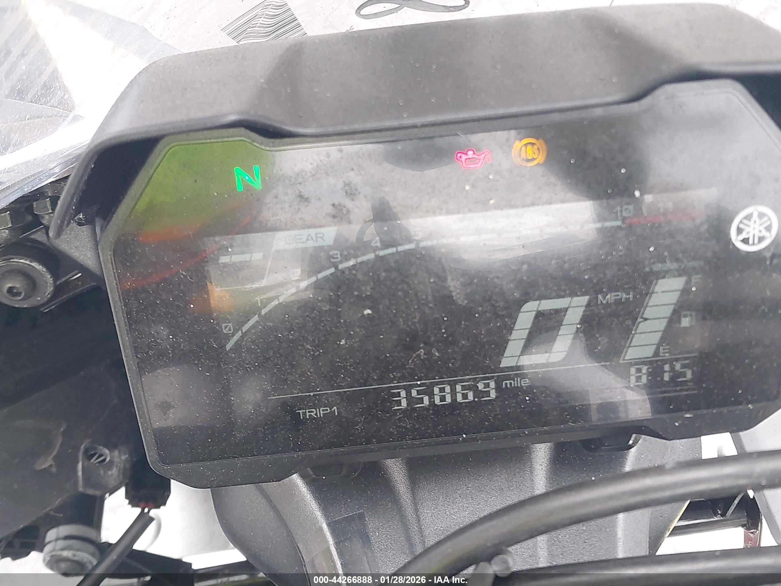 YAMAHA YZFR7 image 7