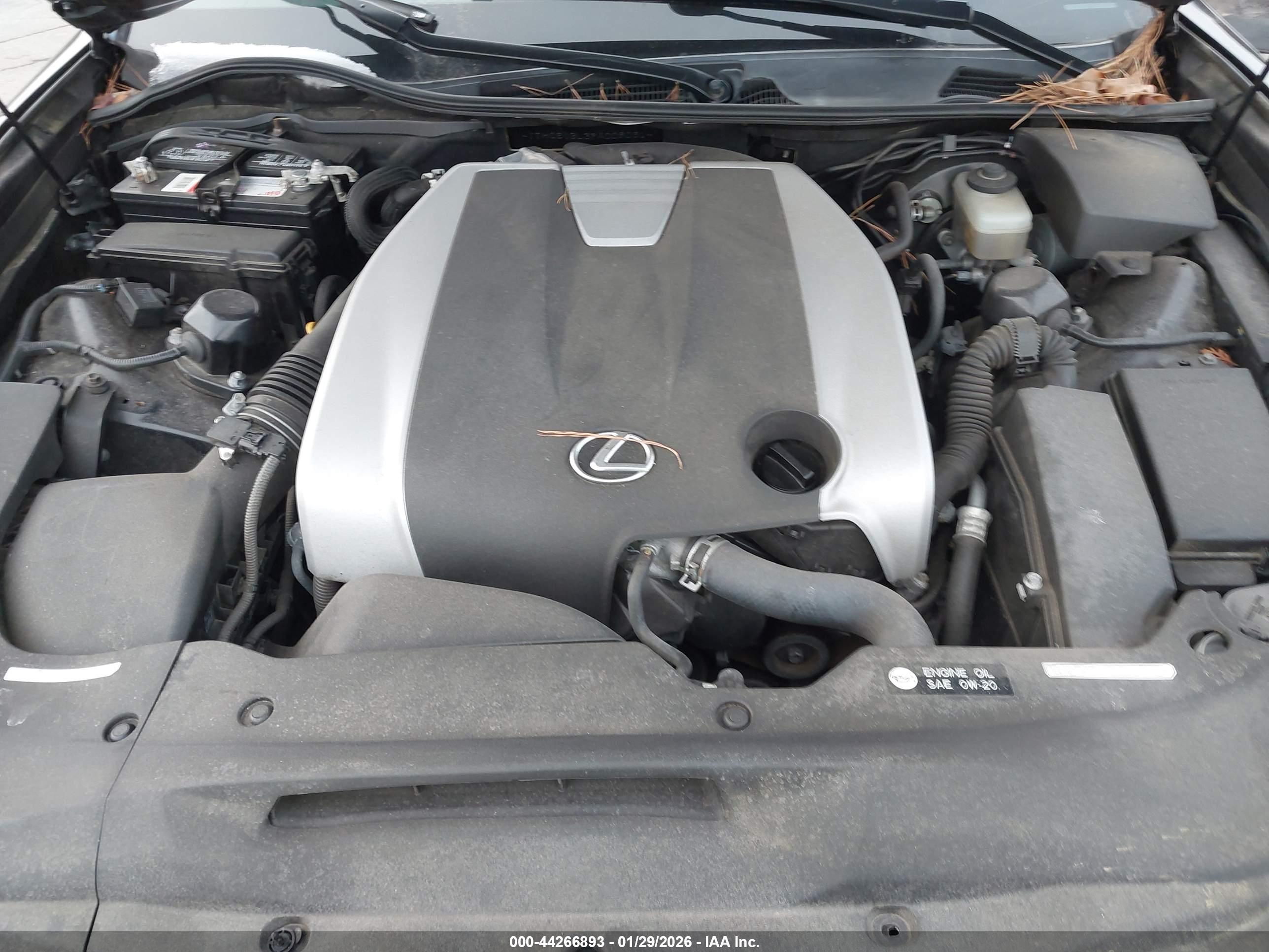 LEXUS GS image 10