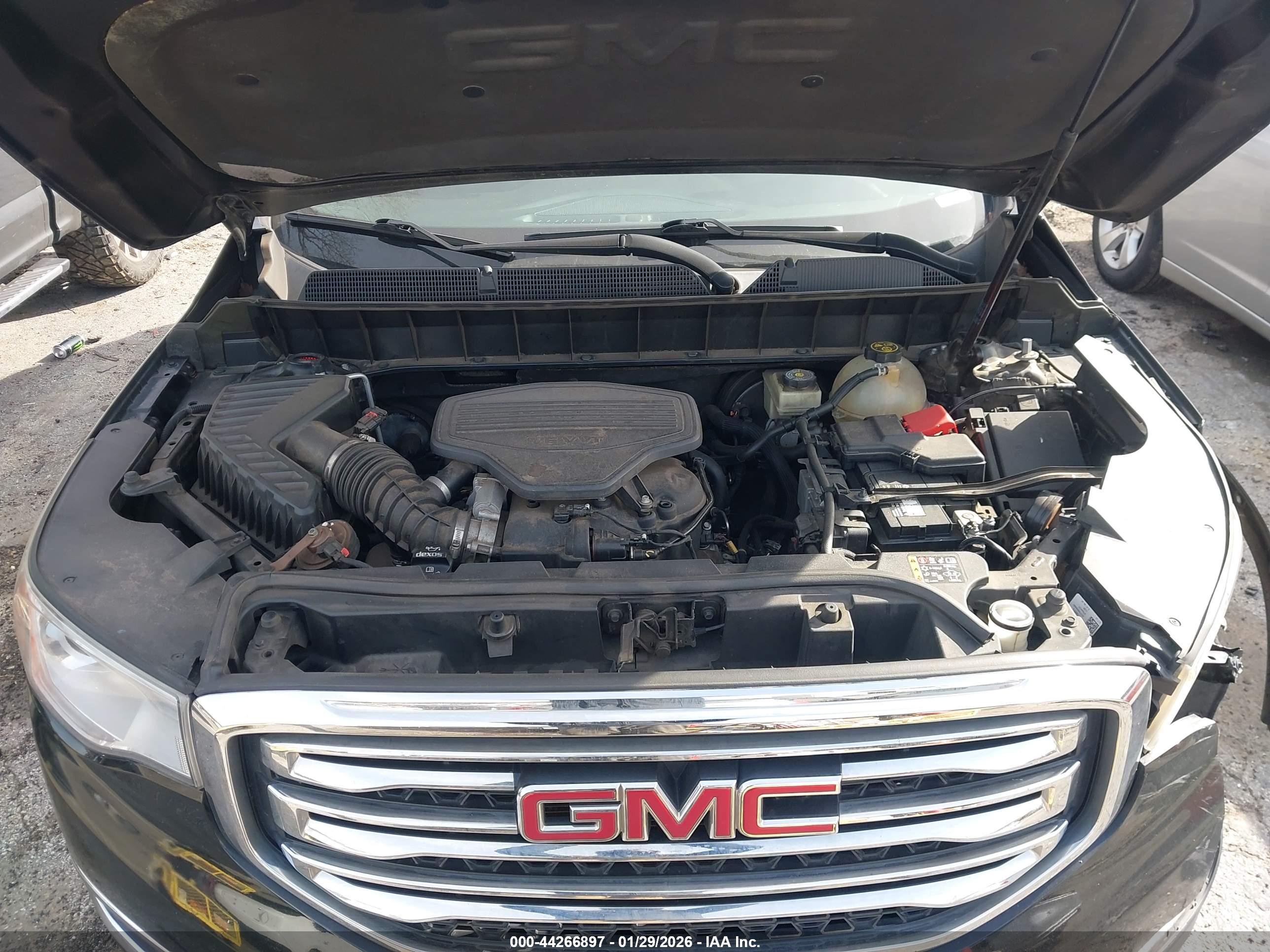 GMC ACADIA image 10