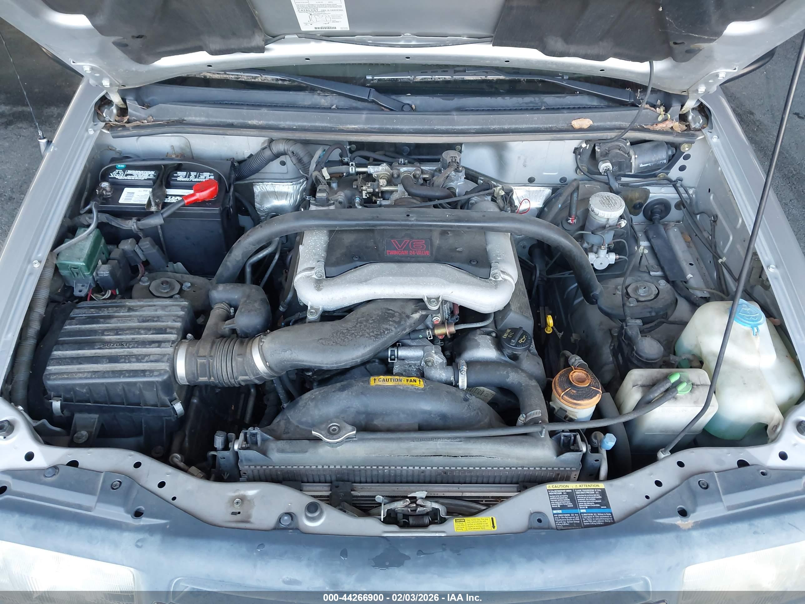 CHEVROLET TRACKER image 10