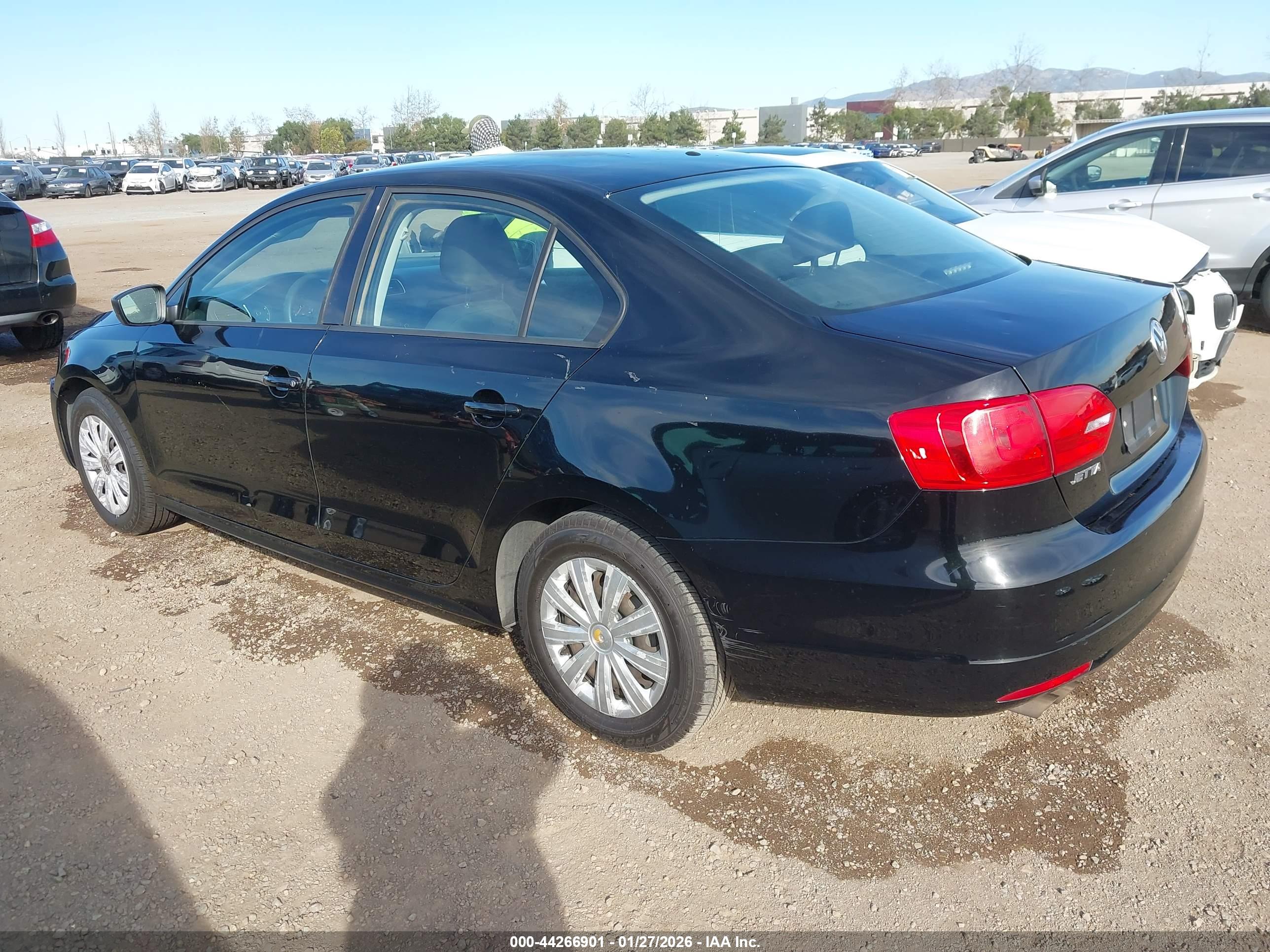VOLKSWAGEN JETTA image 3