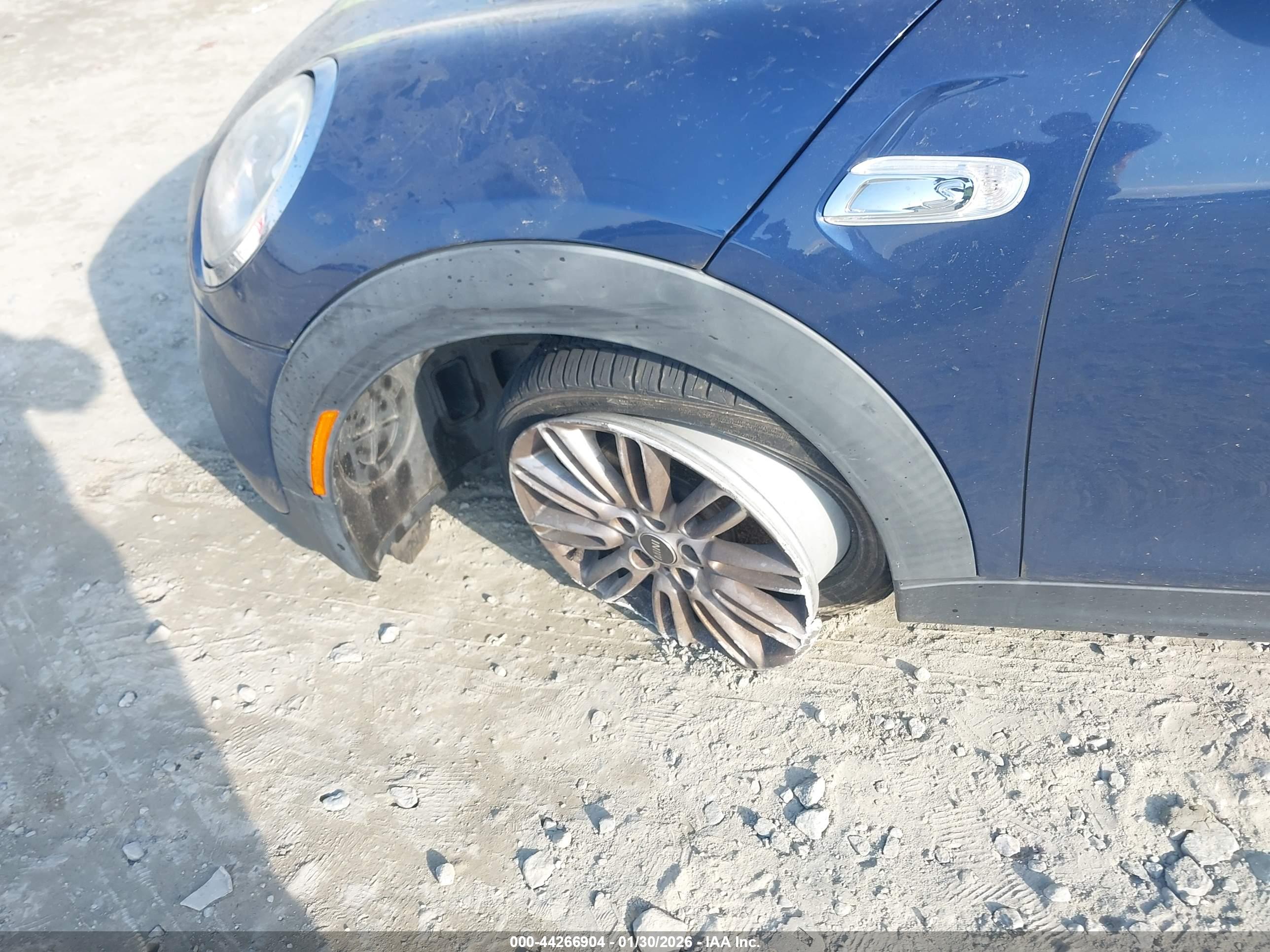 MINI HARDTOP image 6