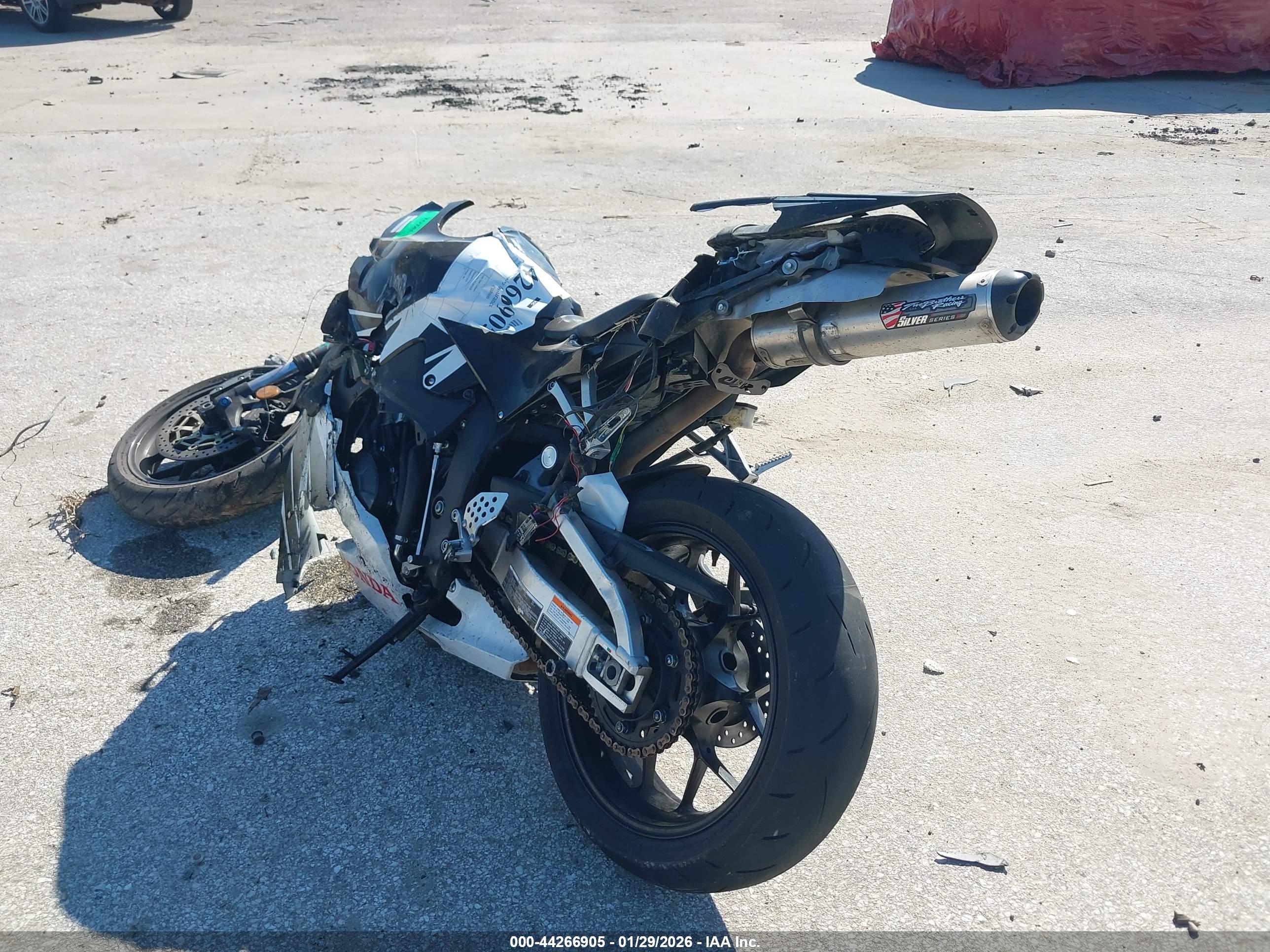 HONDA CBR600 image 3