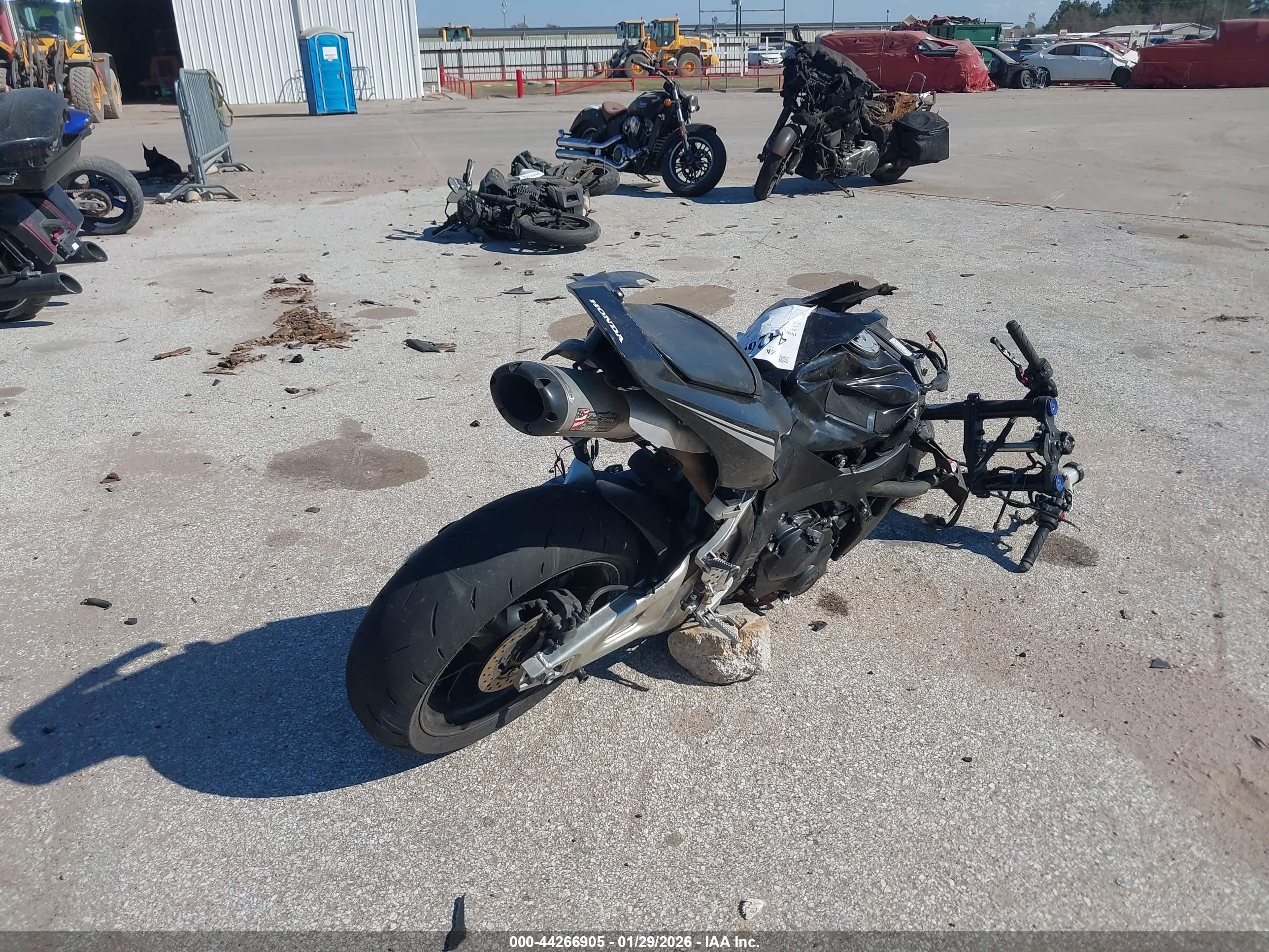HONDA CBR600 image 4
