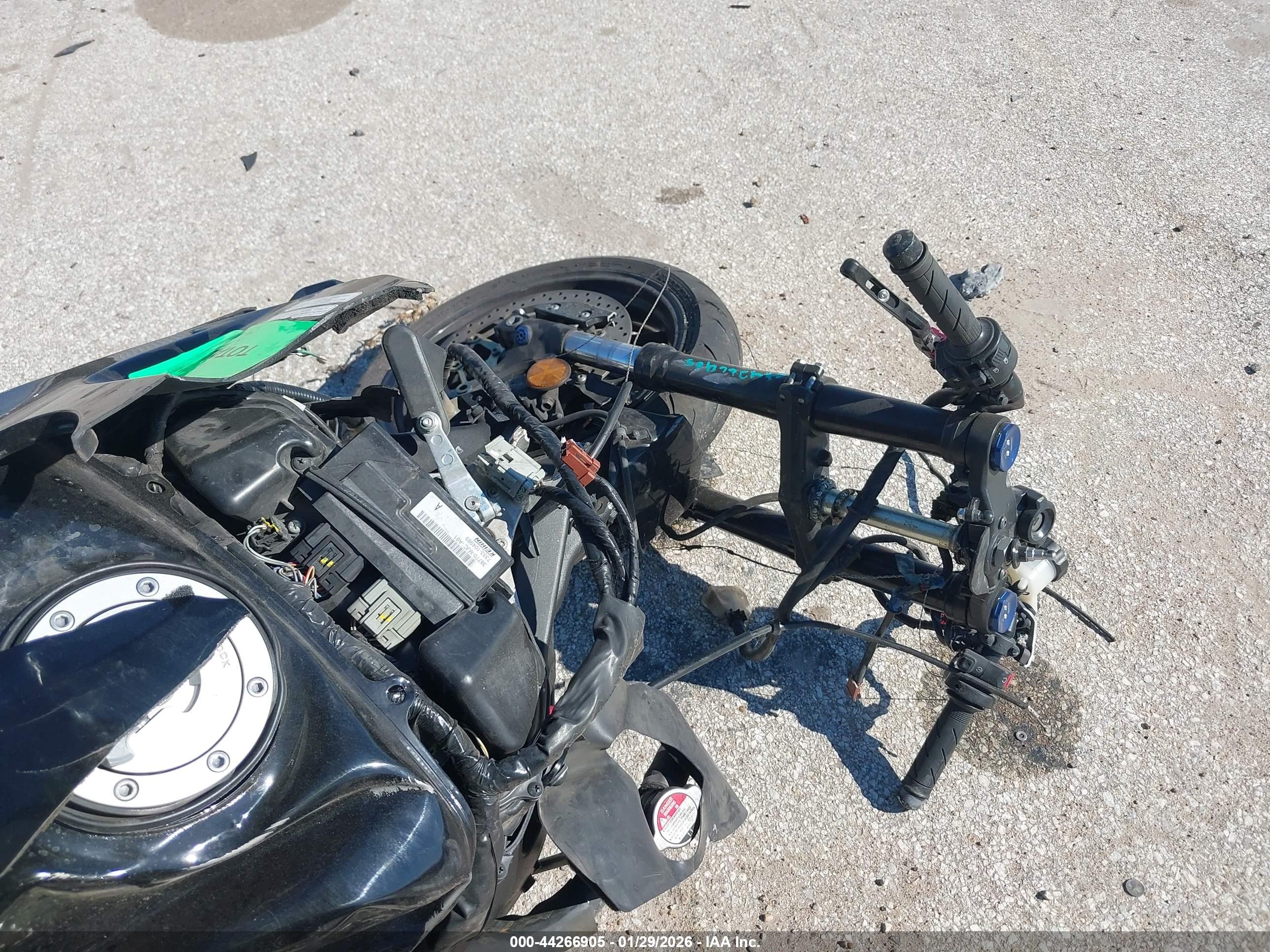 HONDA CBR600 image 7