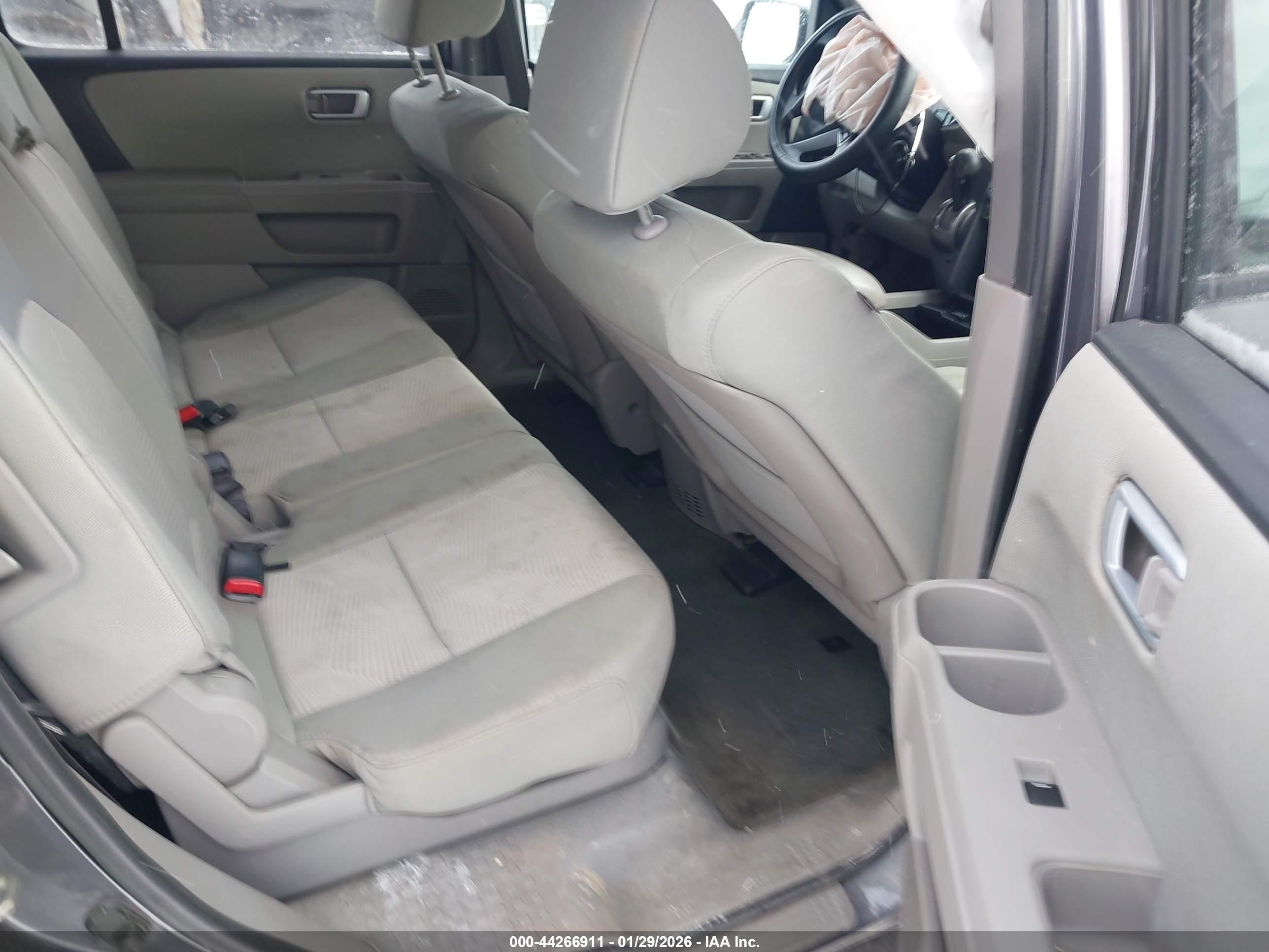 HONDA PILOT image 8