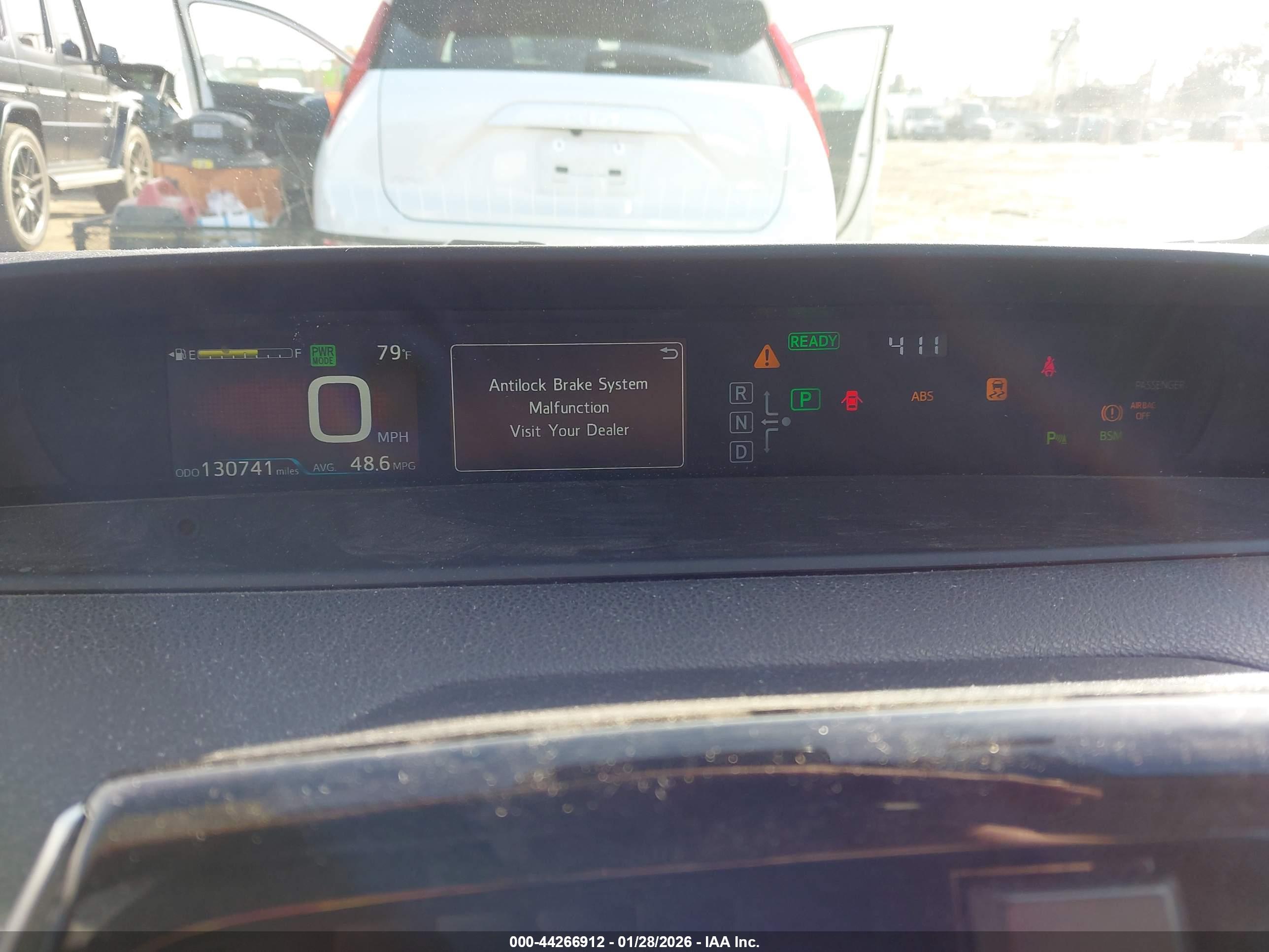 TOYOTA PRIUS image 7