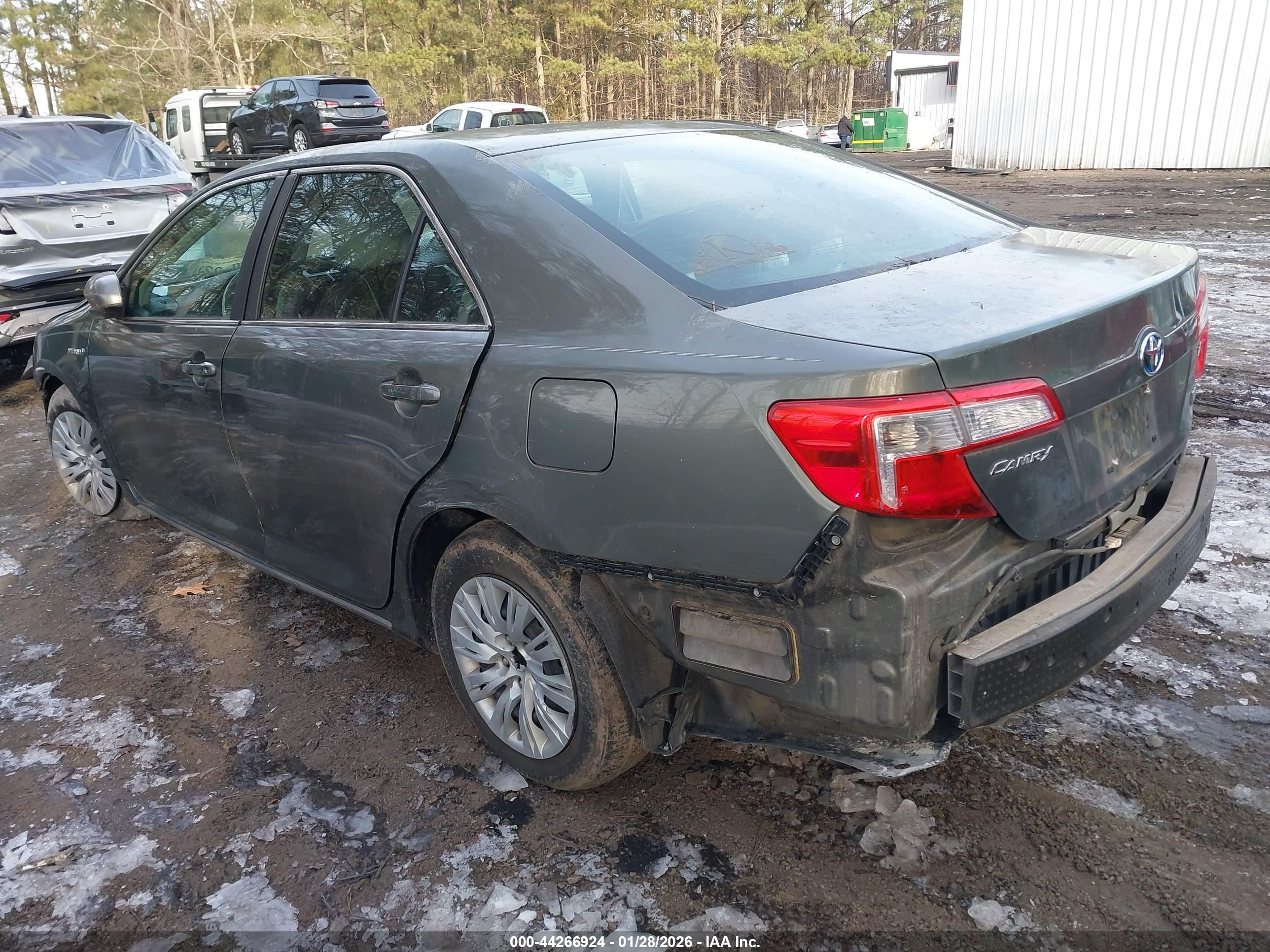TOYOTA CAMRY image 3