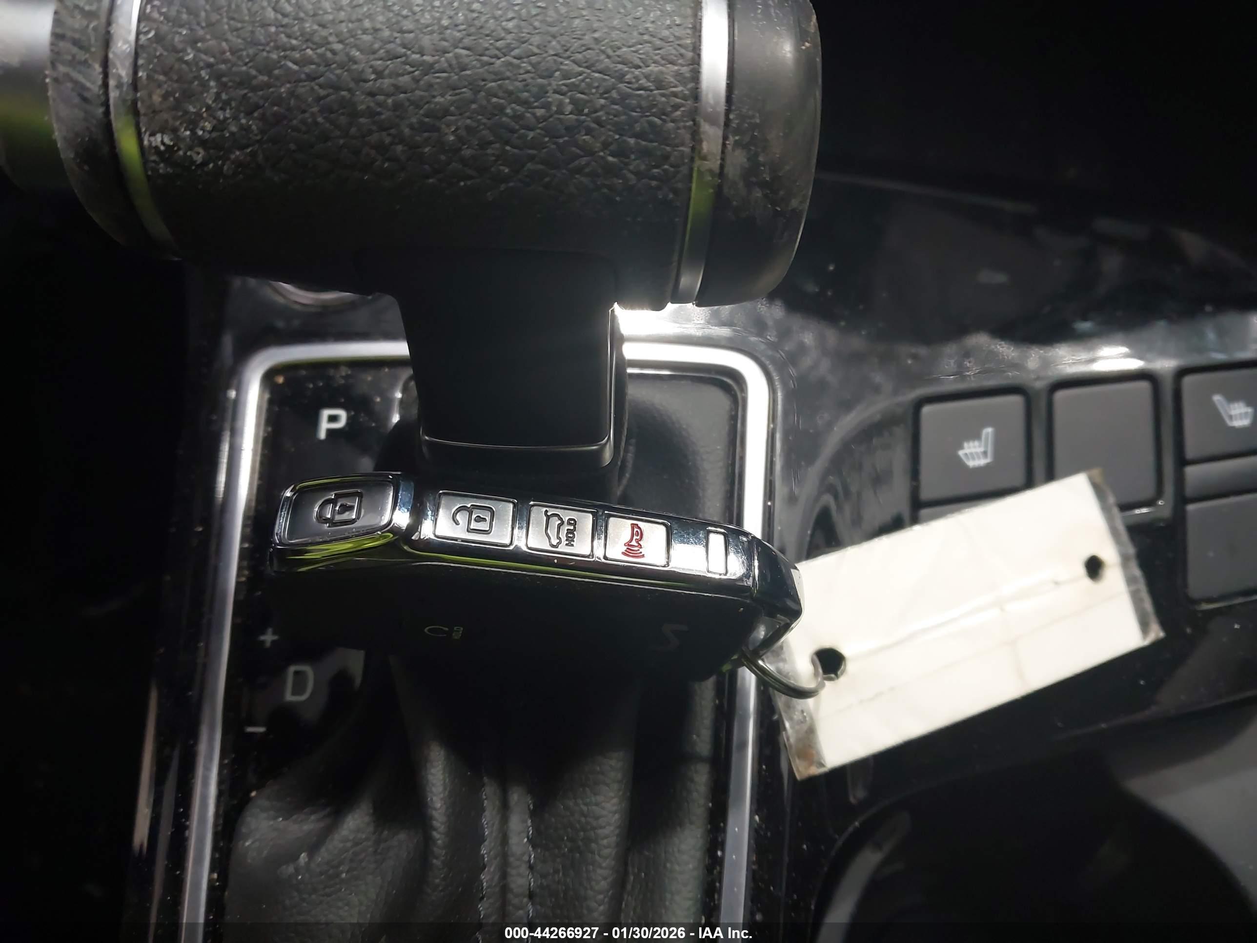 KIA SPORTAGE image 11