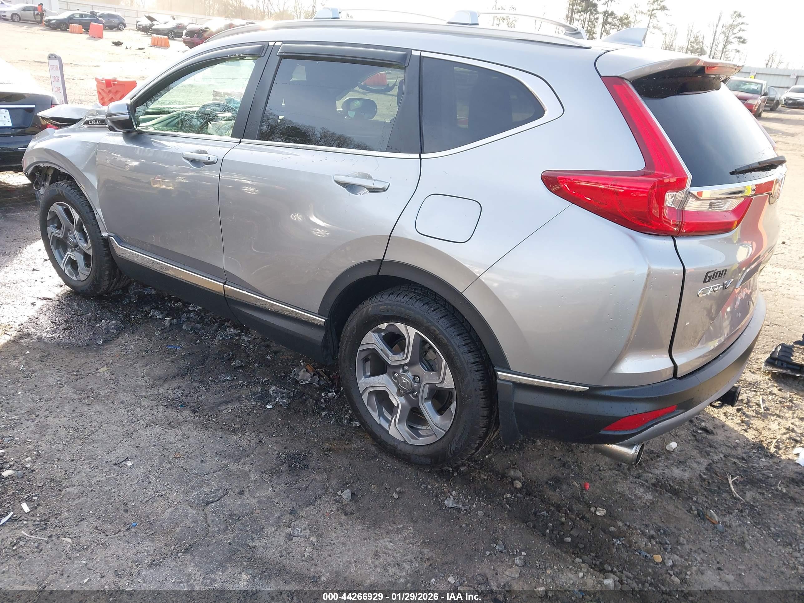 HONDA CR-V image 3