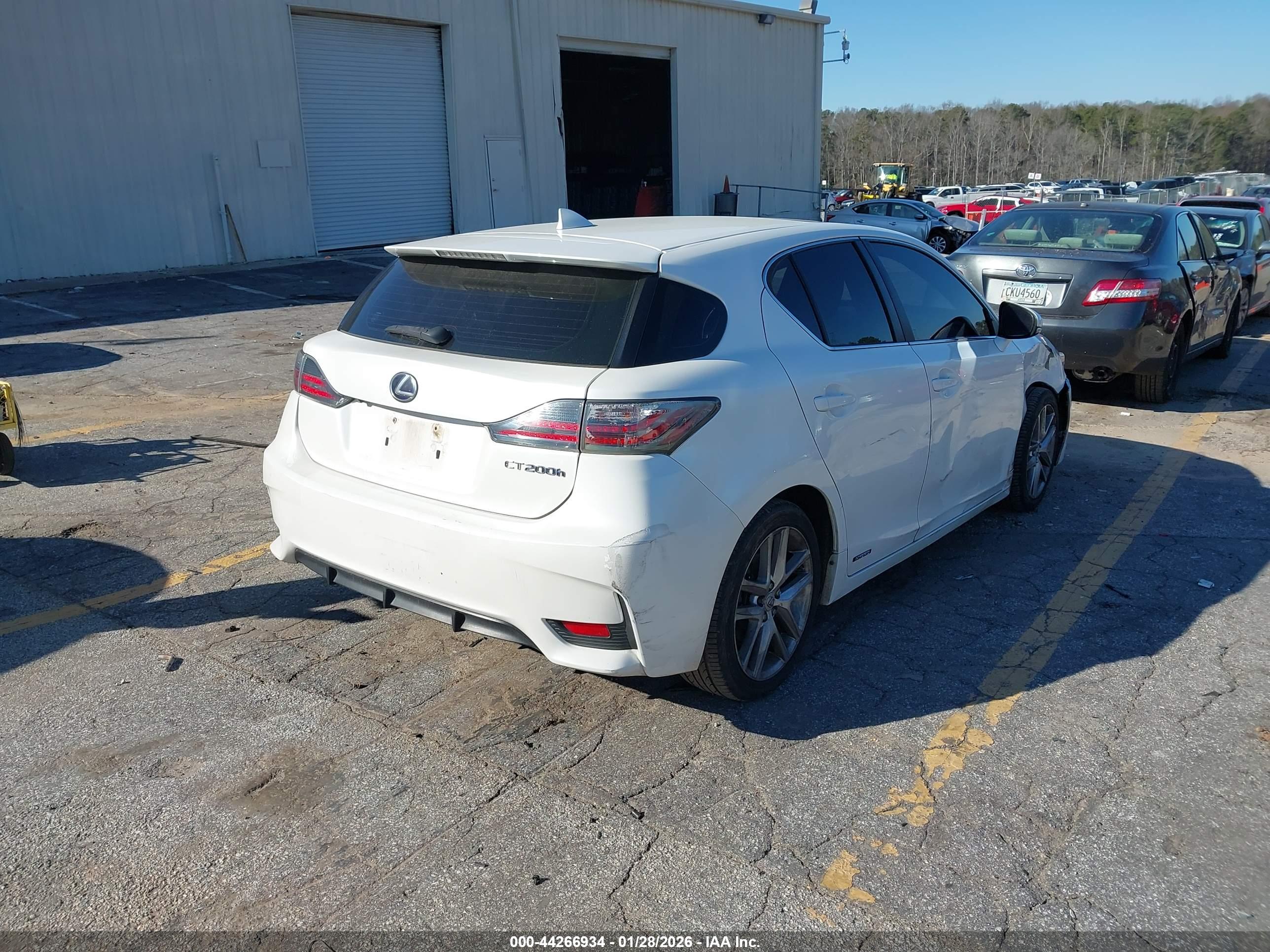 LEXUS CT image 4
