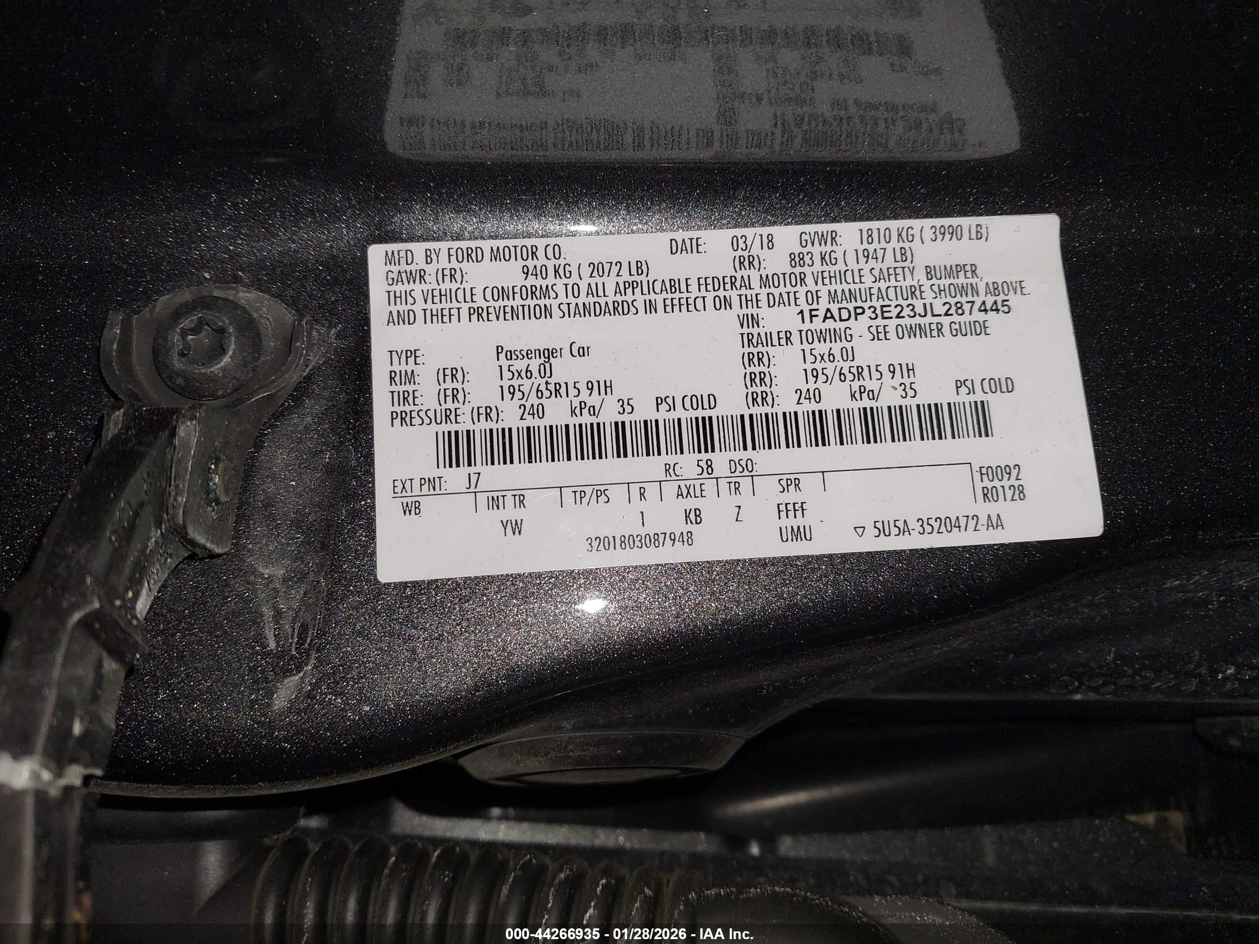 FORD FOCUS image 9