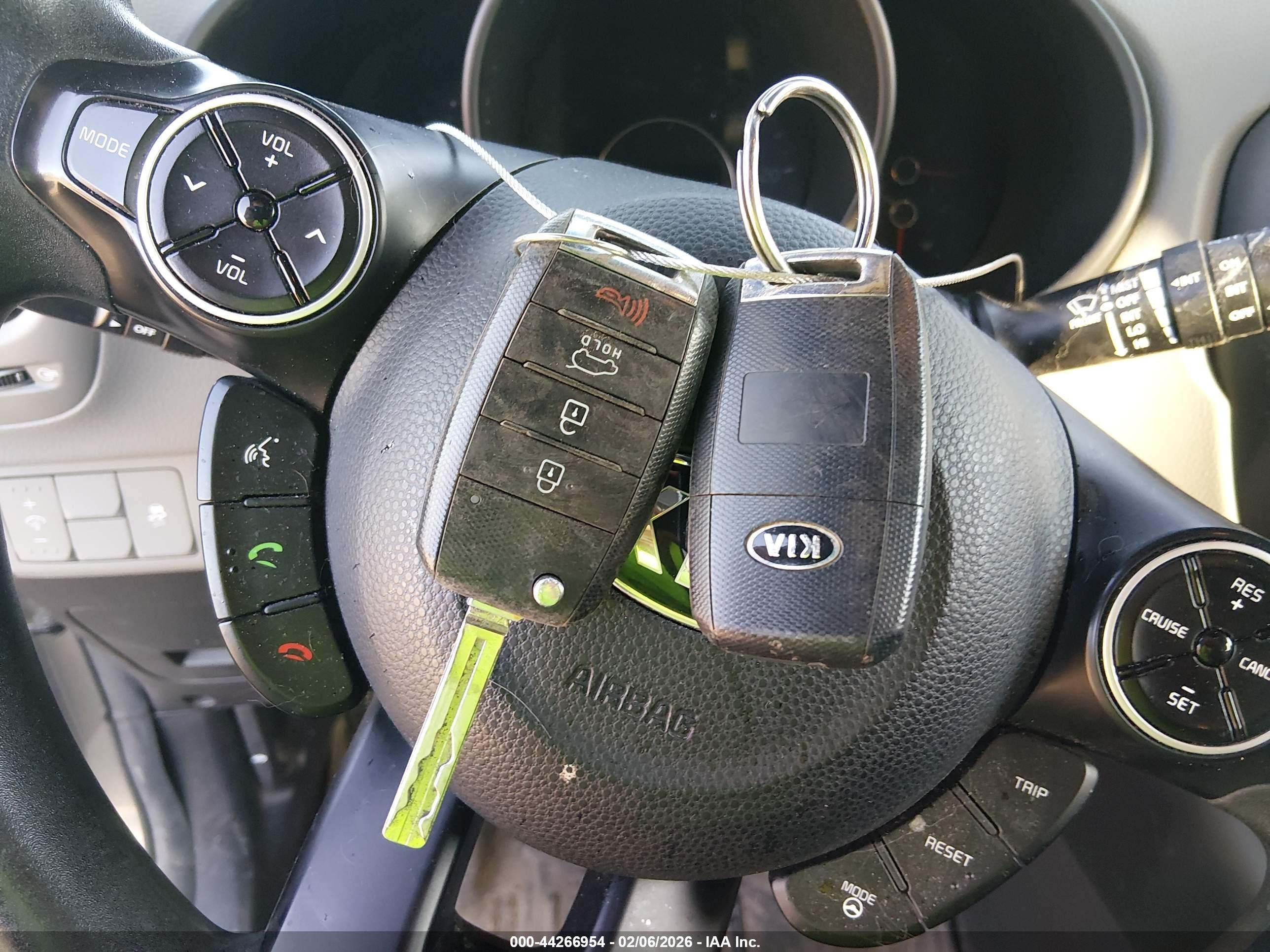 KIA SOUL image 11