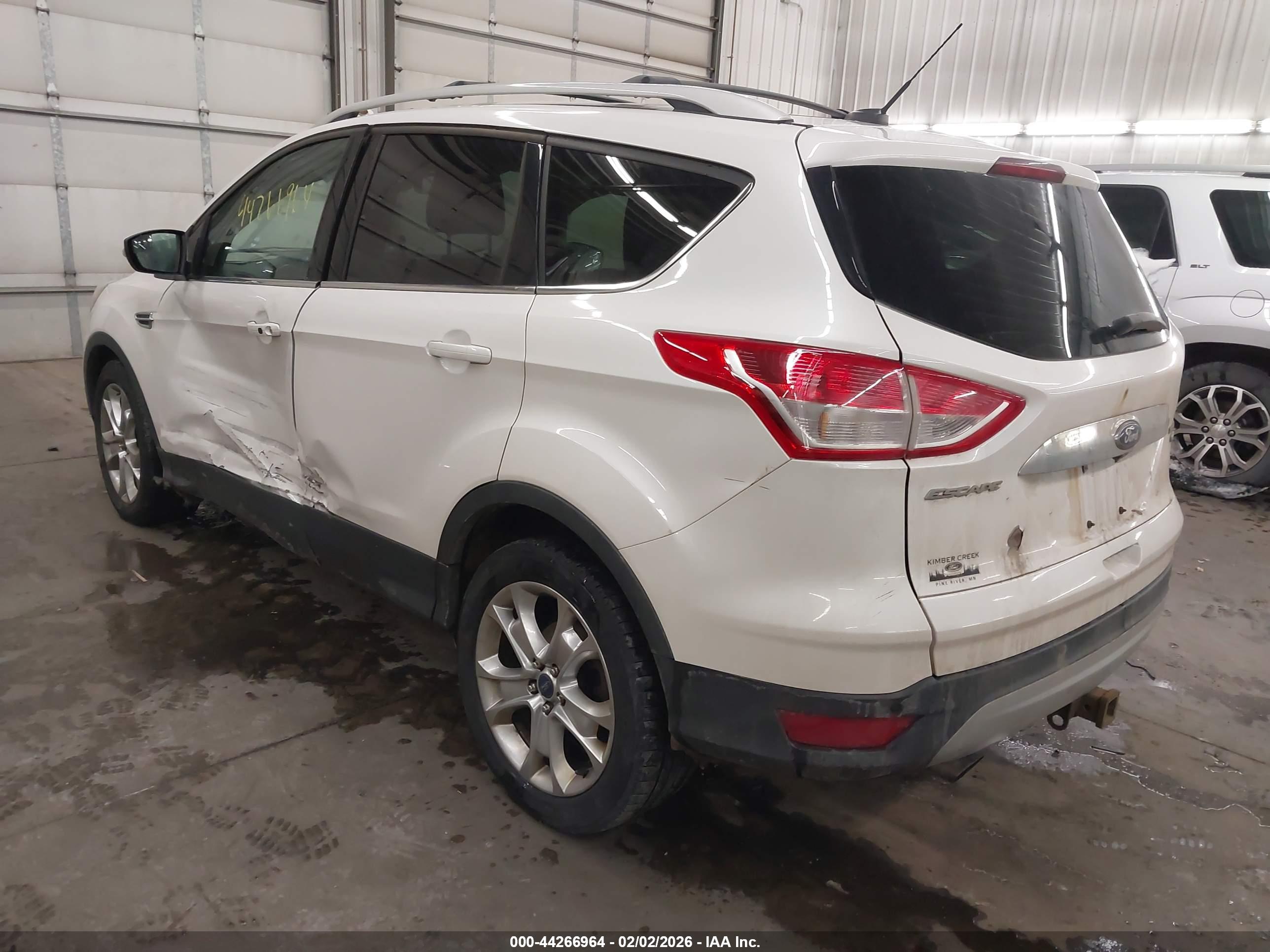 FORD ESCAPE image 3