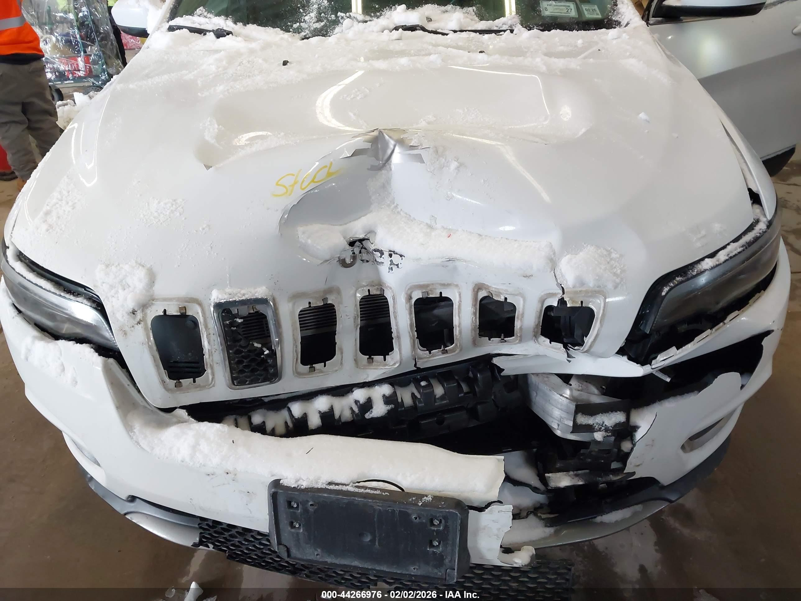 JEEP CHEROKEE image 10