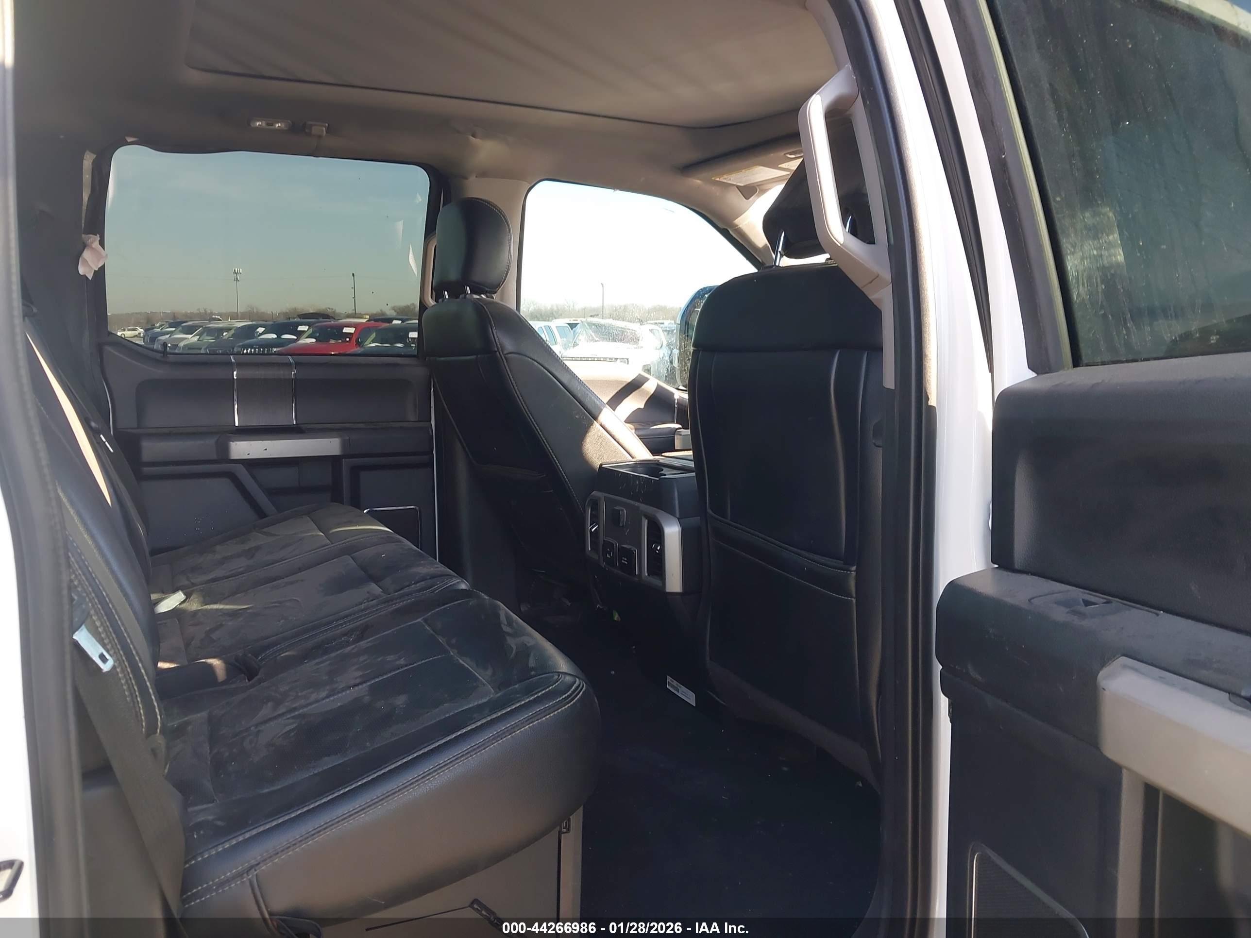 FORD F-250 image 8
