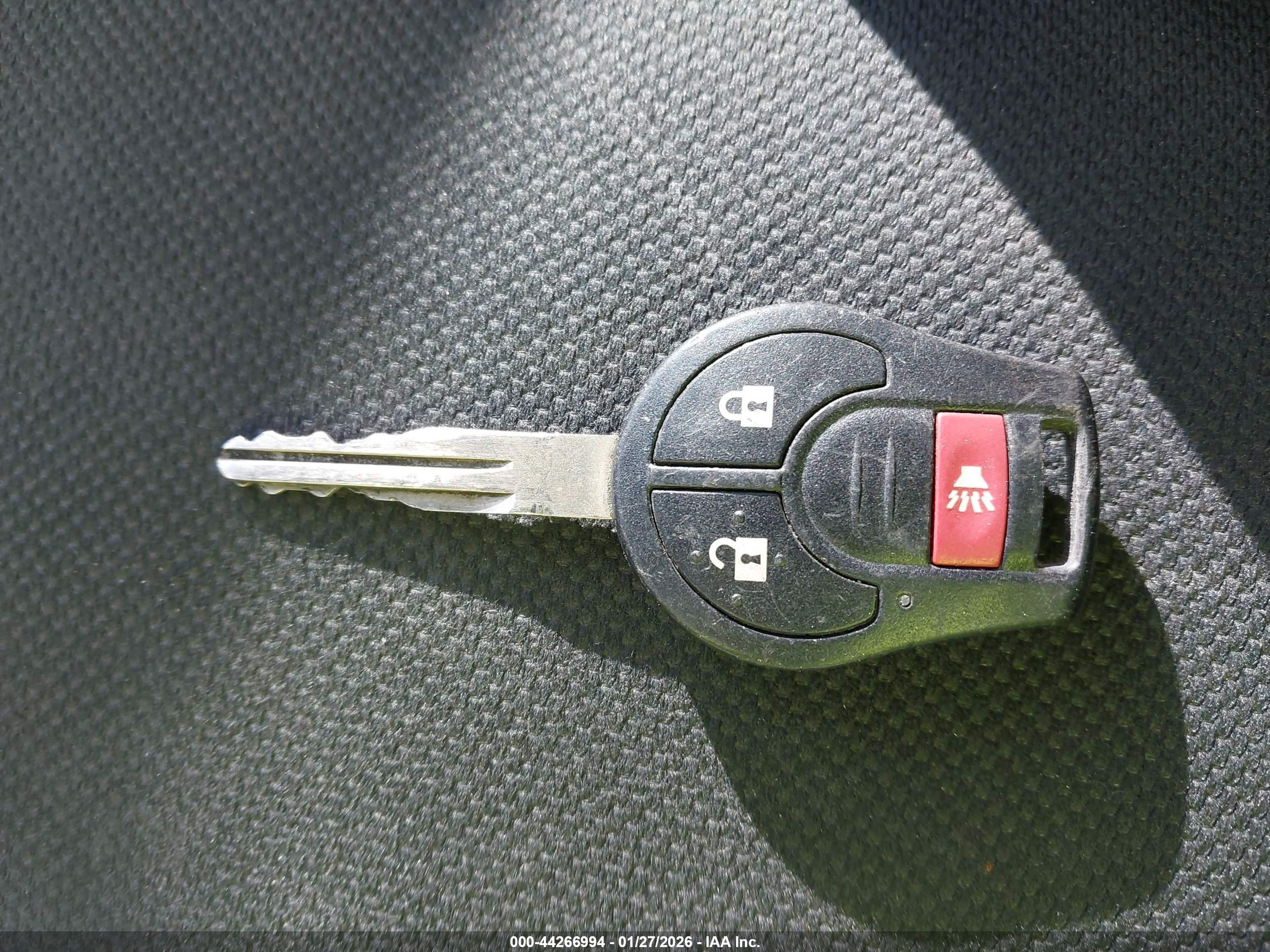 NISSAN ROGUE image 11