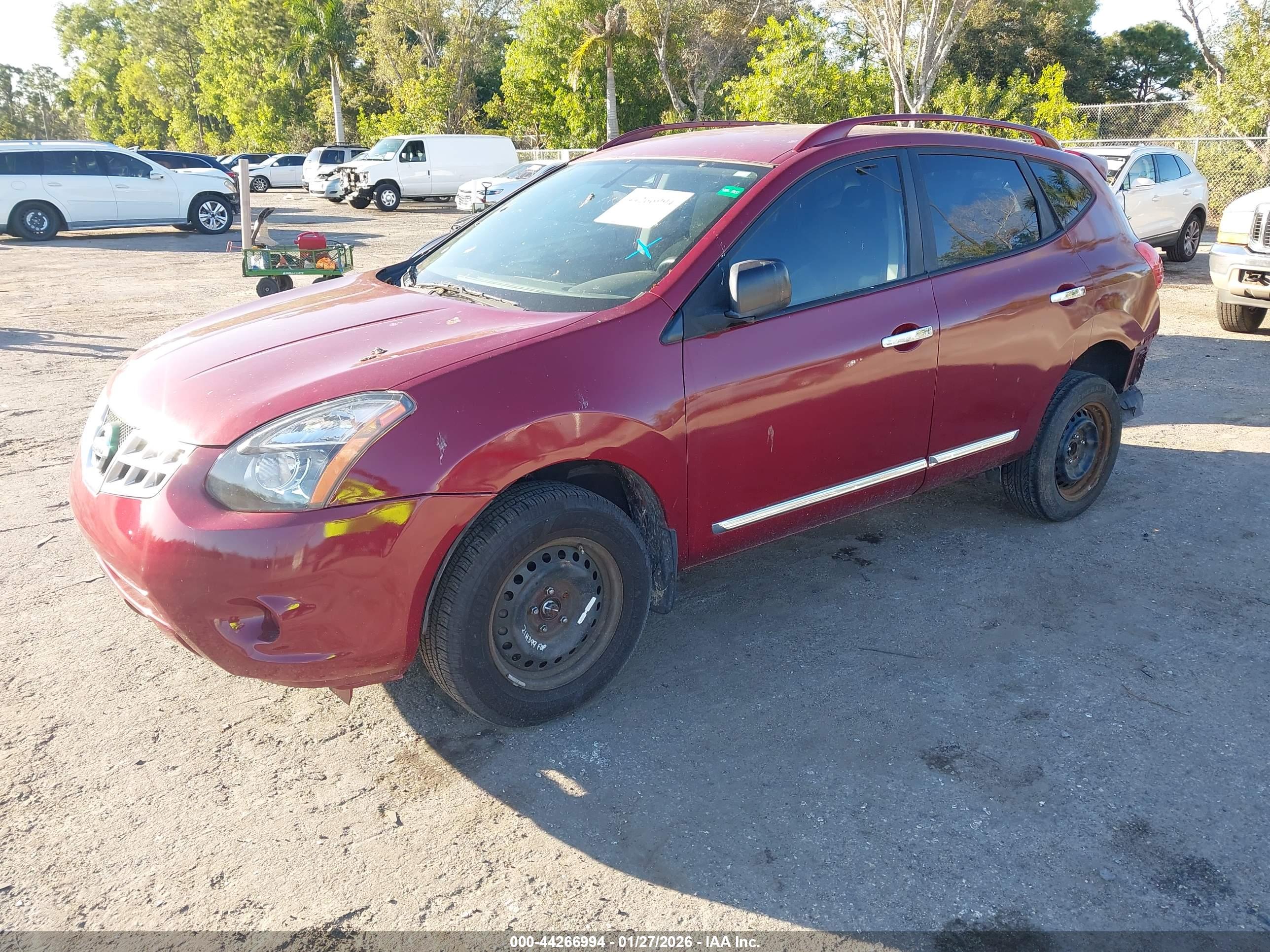 NISSAN ROGUE image 2