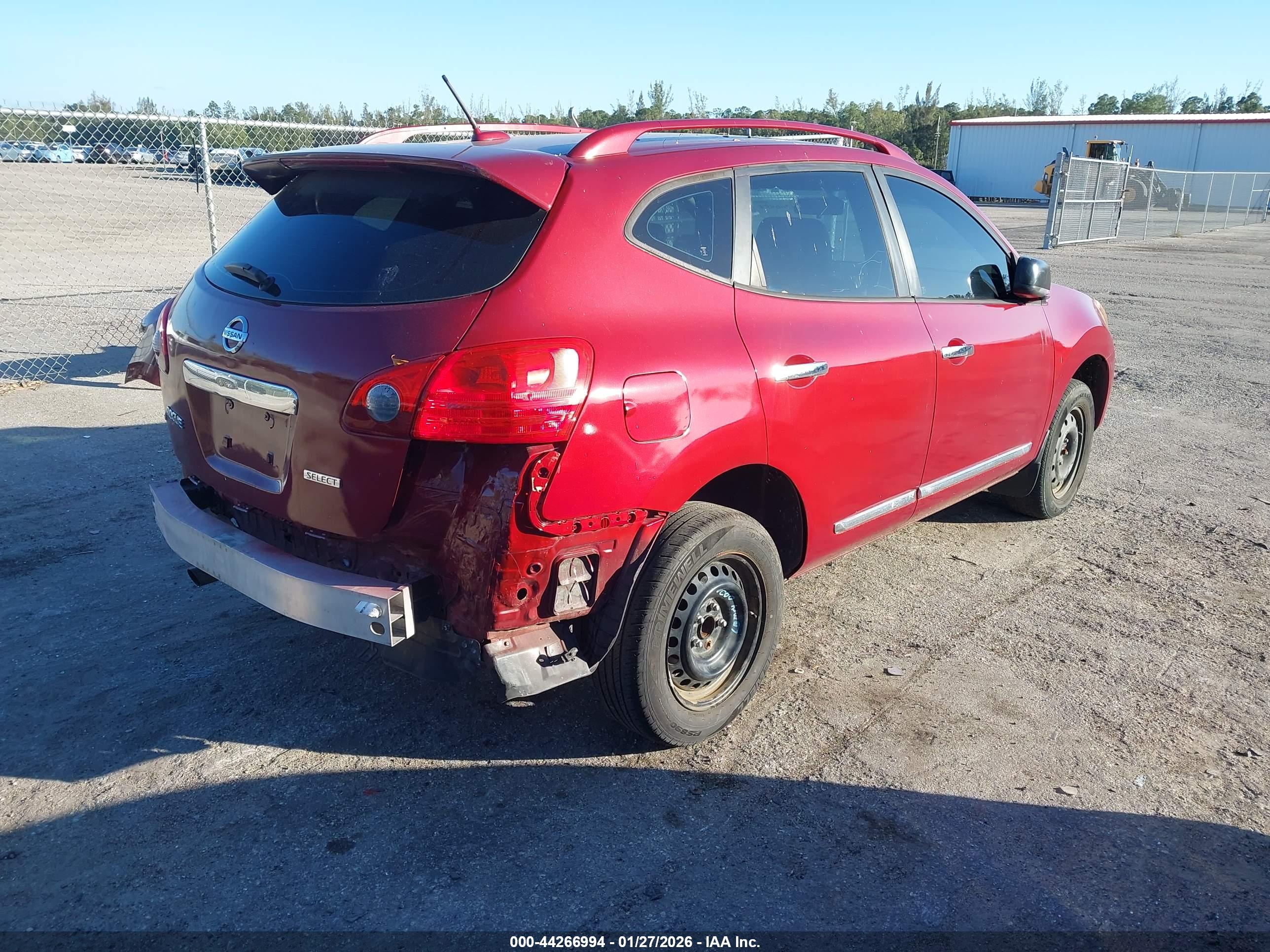 NISSAN ROGUE image 4