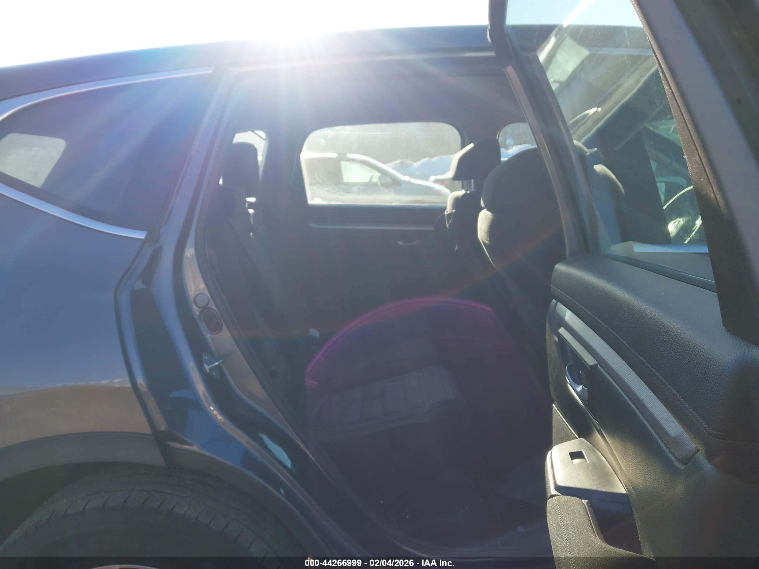 HONDA CR-V image 8