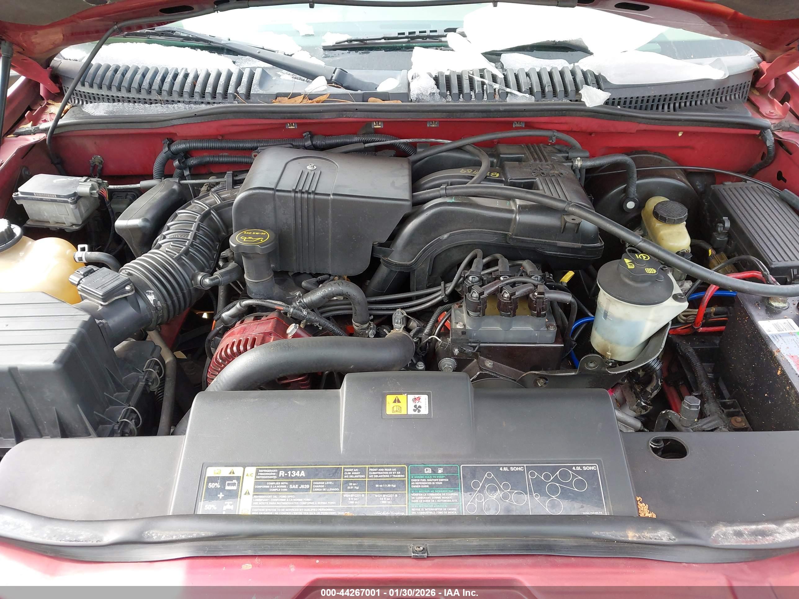 FORD EXPLORER image 10