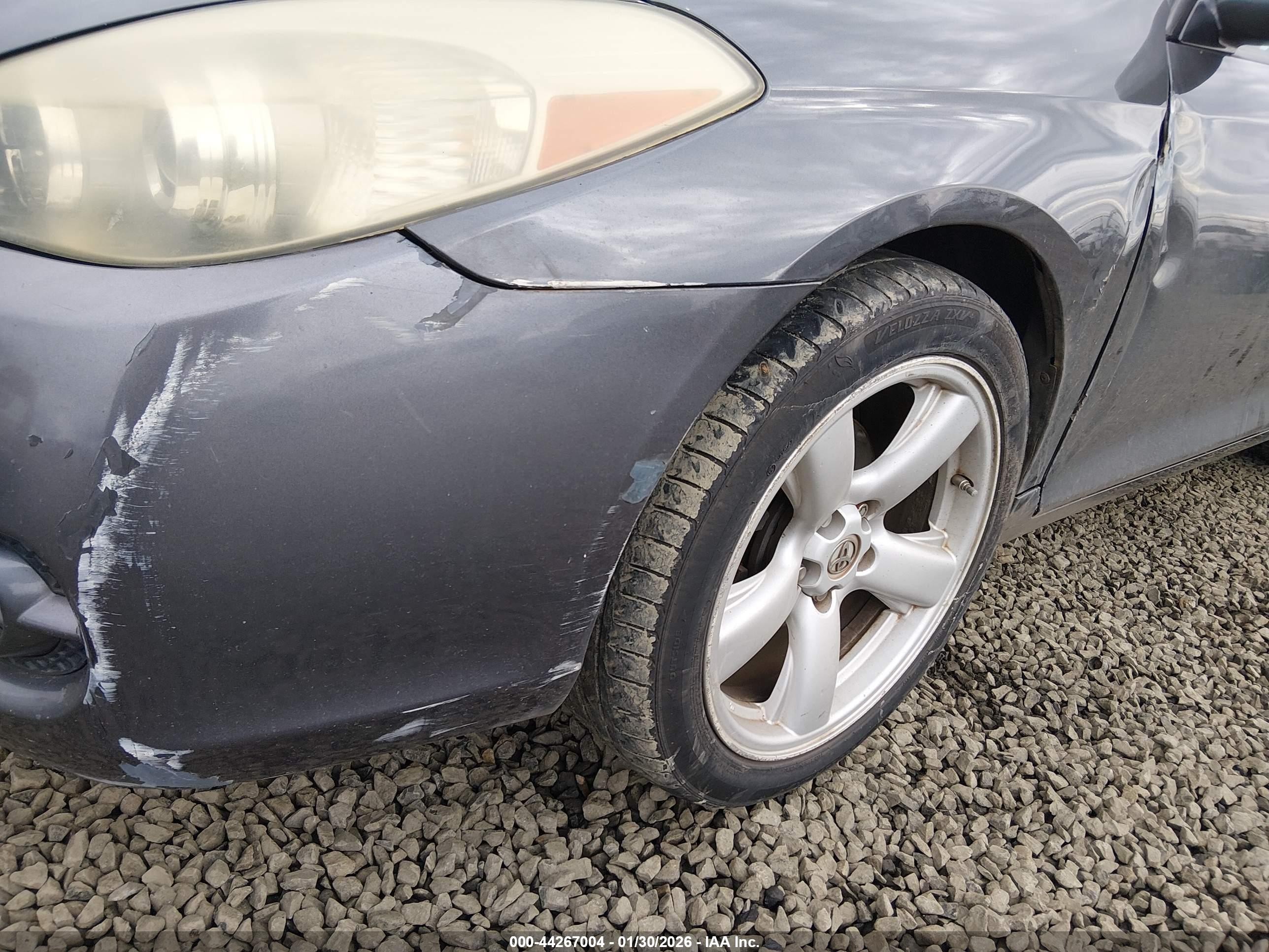 TOYOTA CAMRY image 6